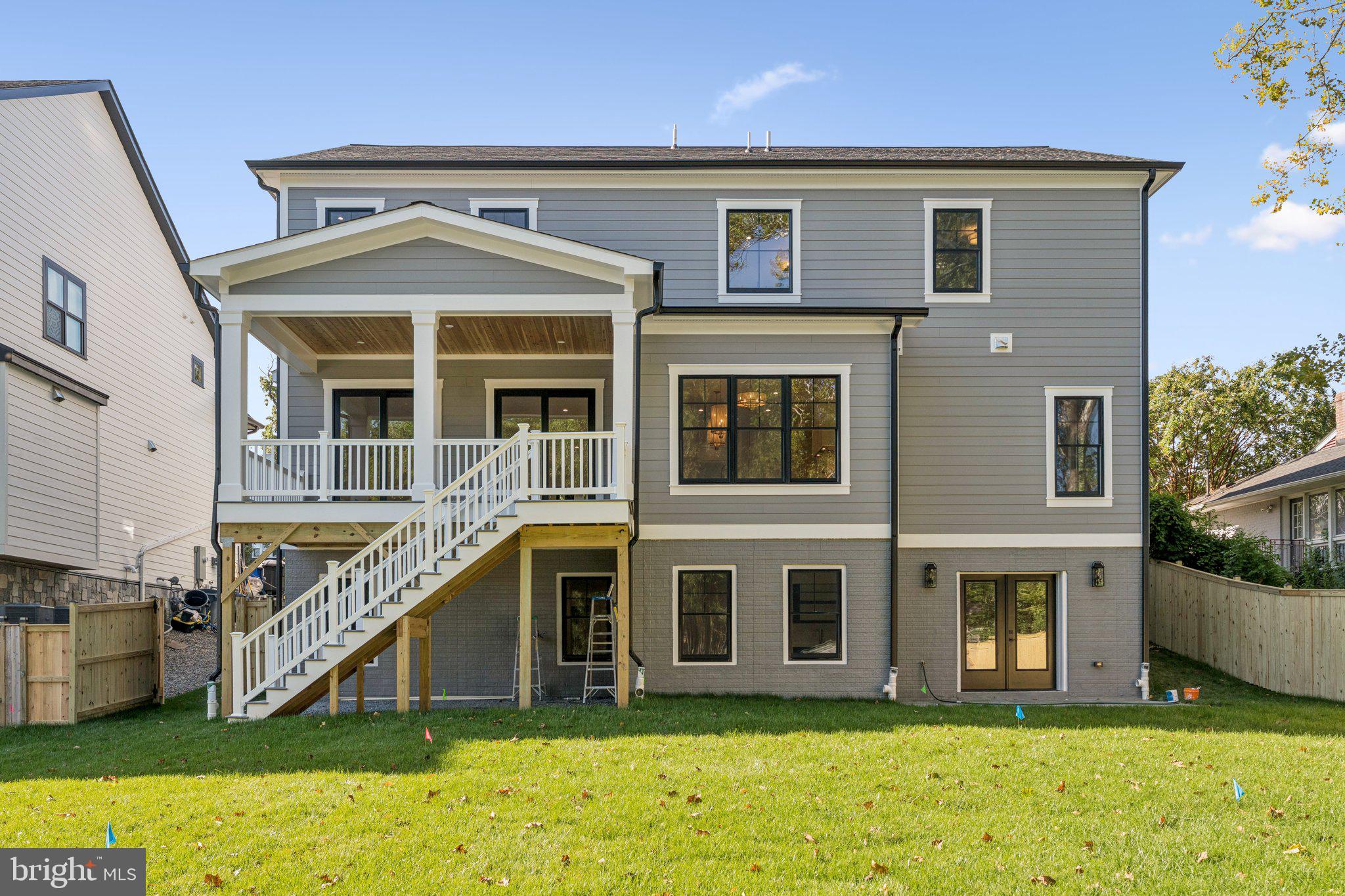 WILDWOOD MANOR - Residential