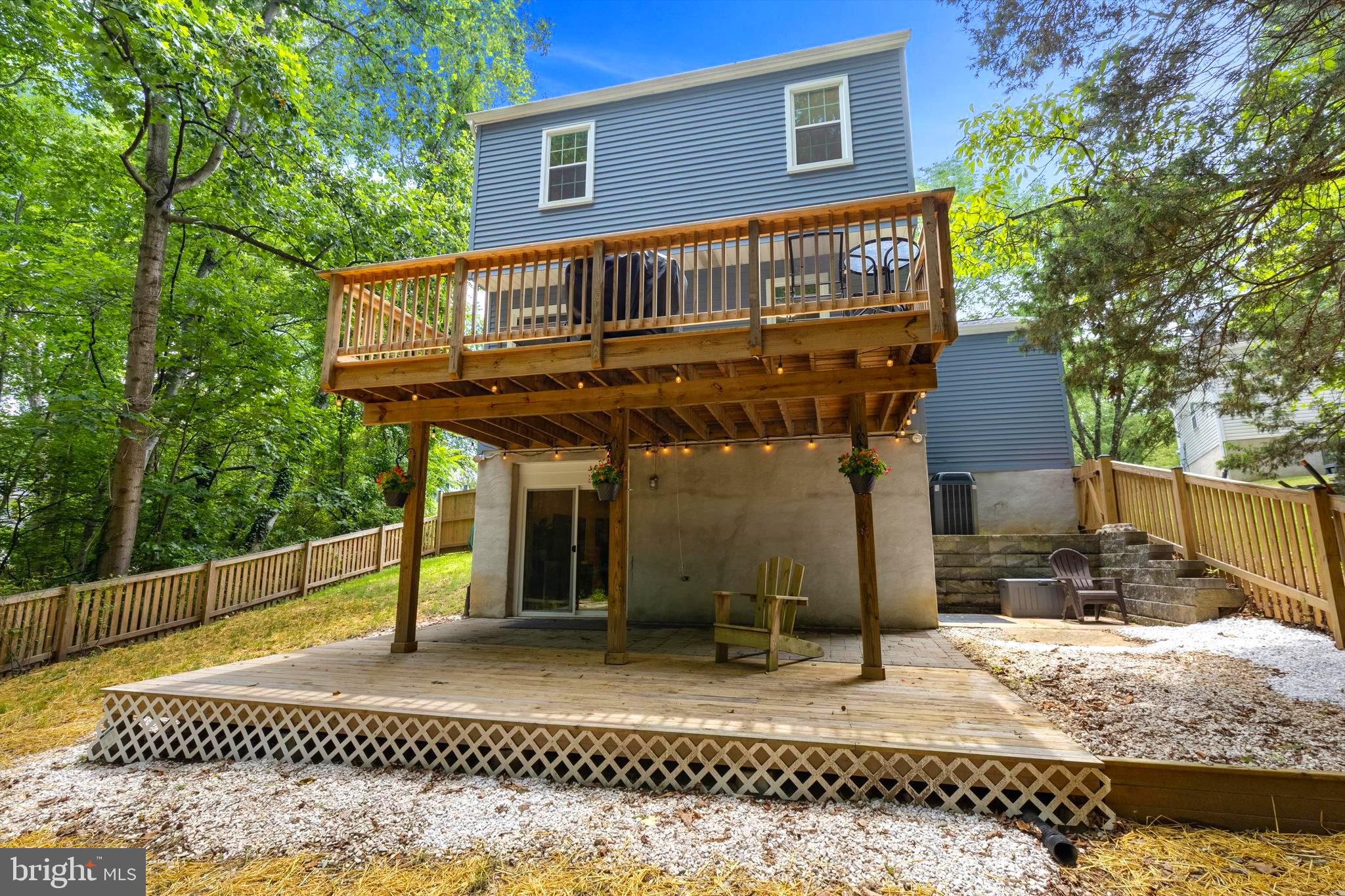 HUNTERS POINTE - Residential