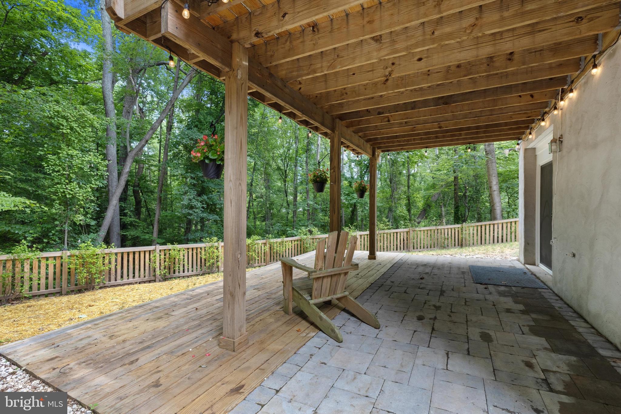 HUNTERS POINTE - Residential