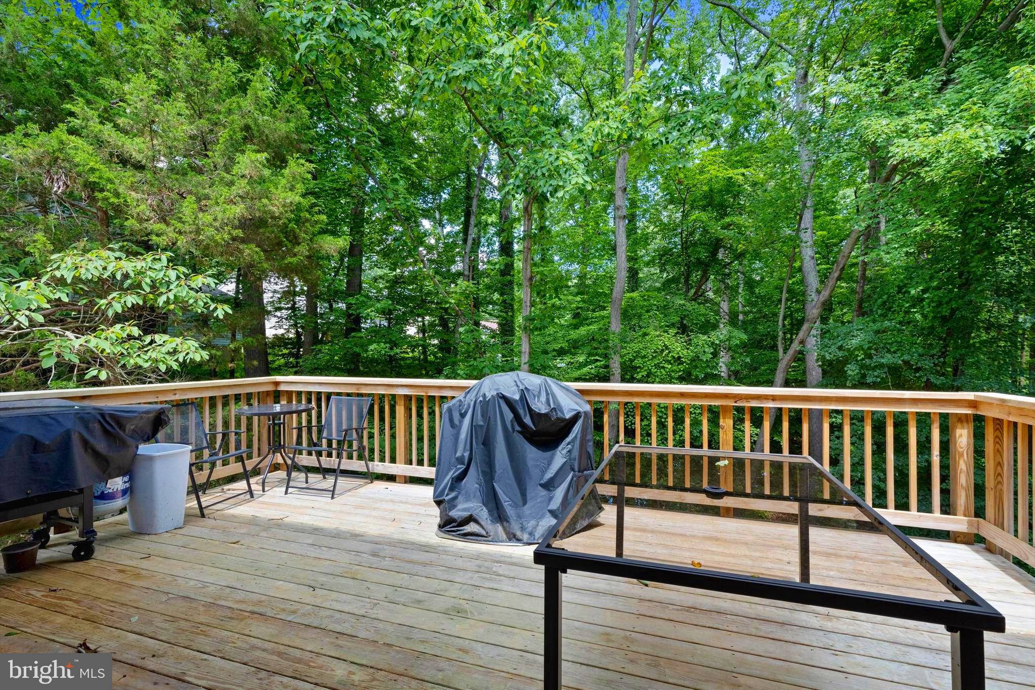 HUNTERS POINTE - Residential