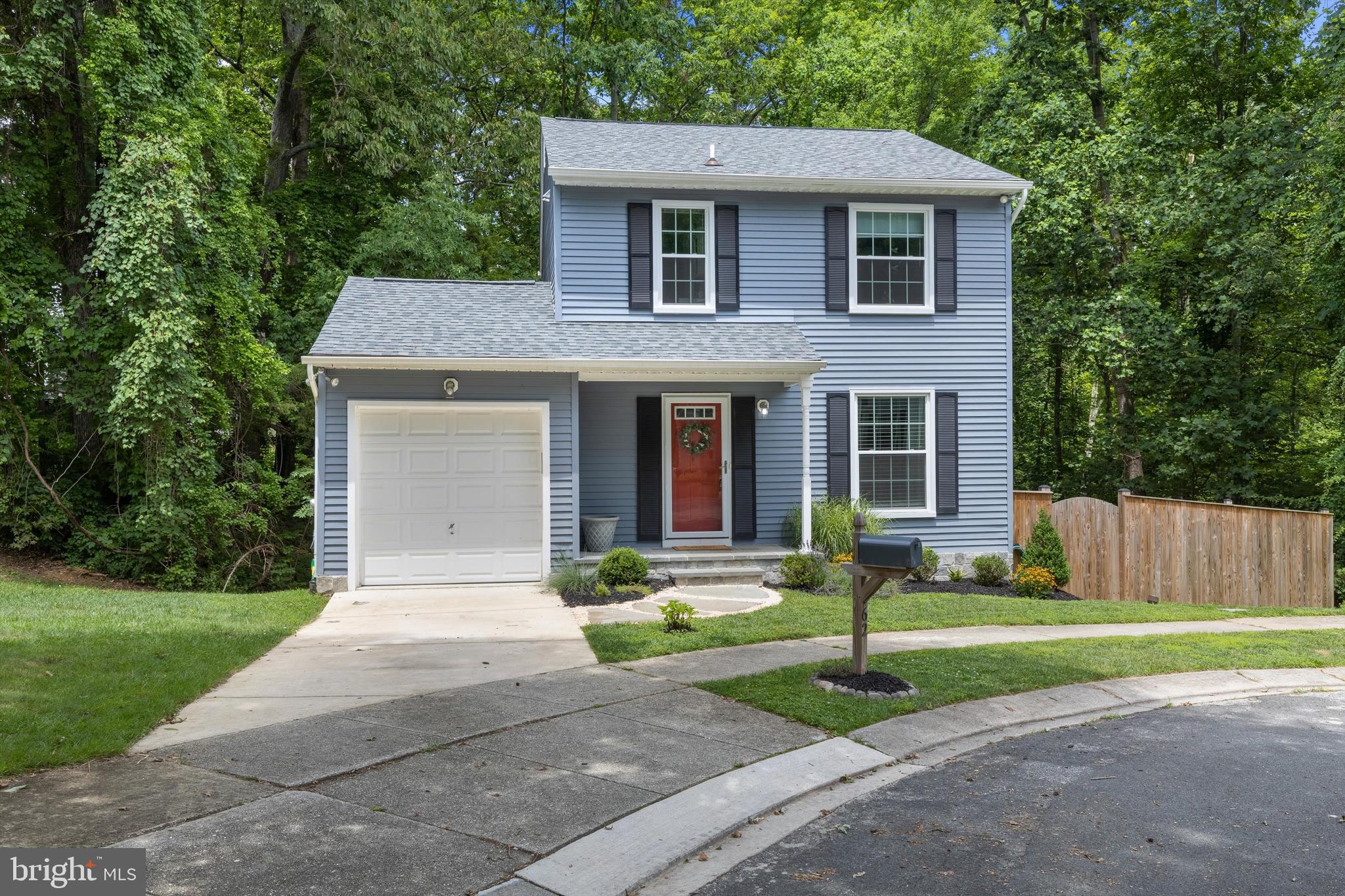 HUNTERS POINTE - Residential