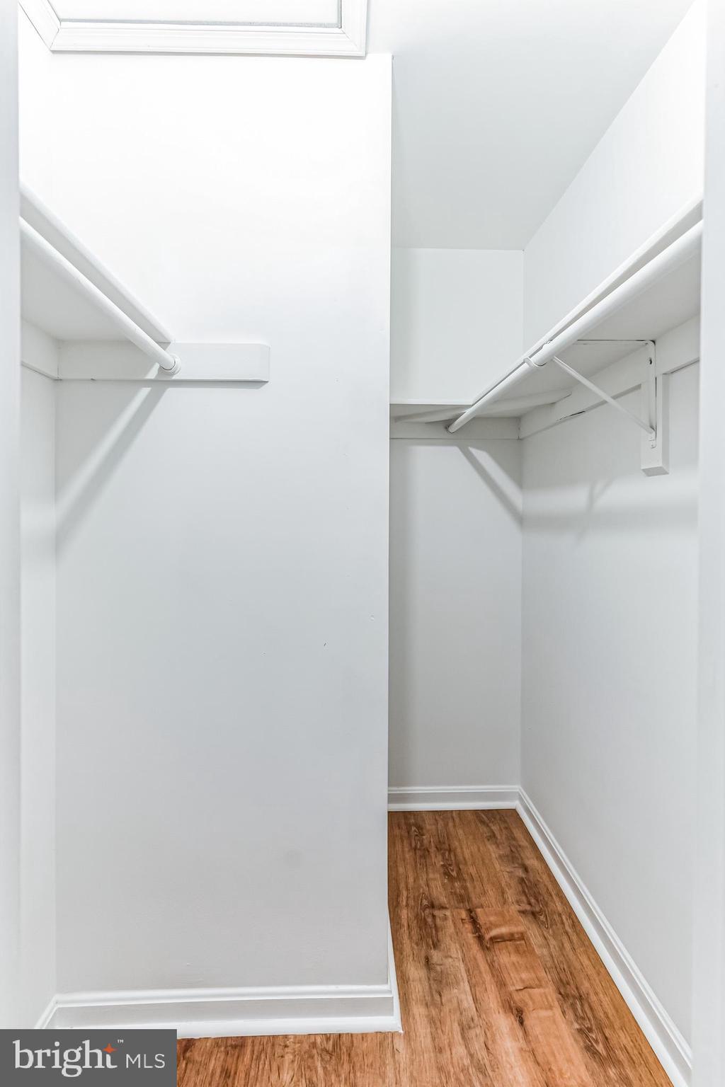 LIFESTYLE AT SULLY STATION - Residential Lease