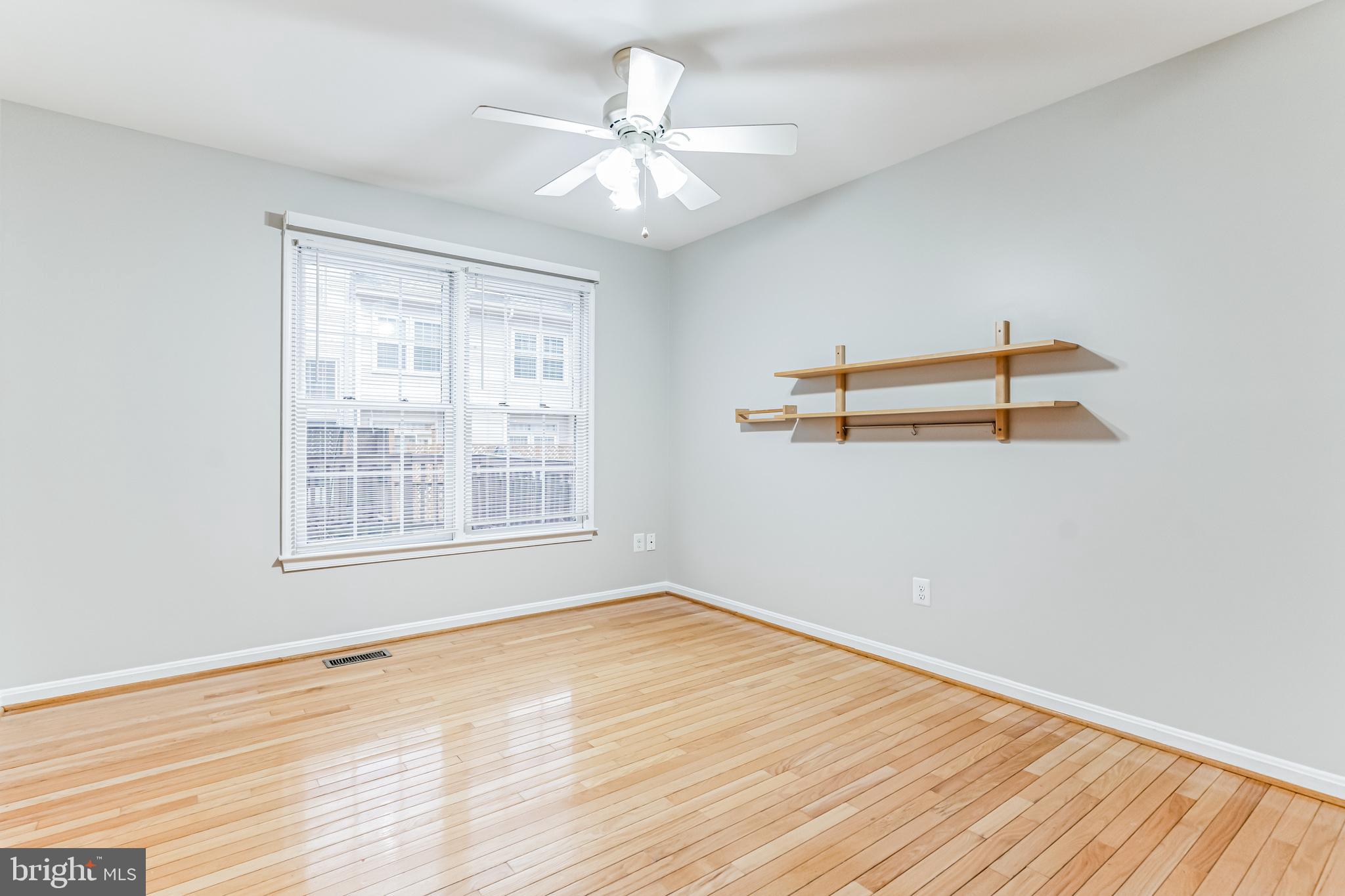 LIFESTYLE AT SULLY STATION - Residential Lease