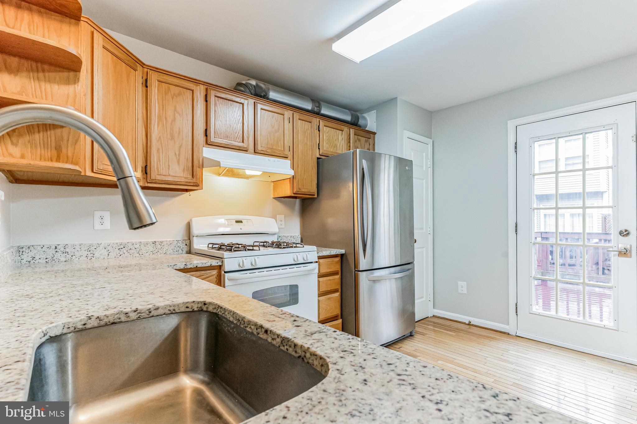 LIFESTYLE AT SULLY STATION - Residential Lease