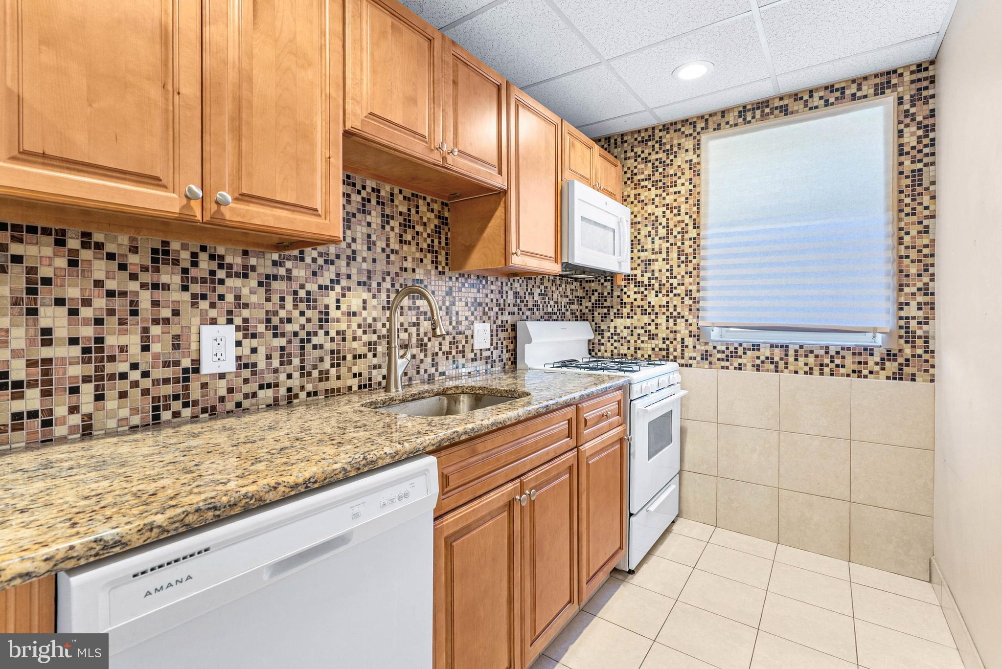 EAST PASSYUNK CROSSING - Residential Lease