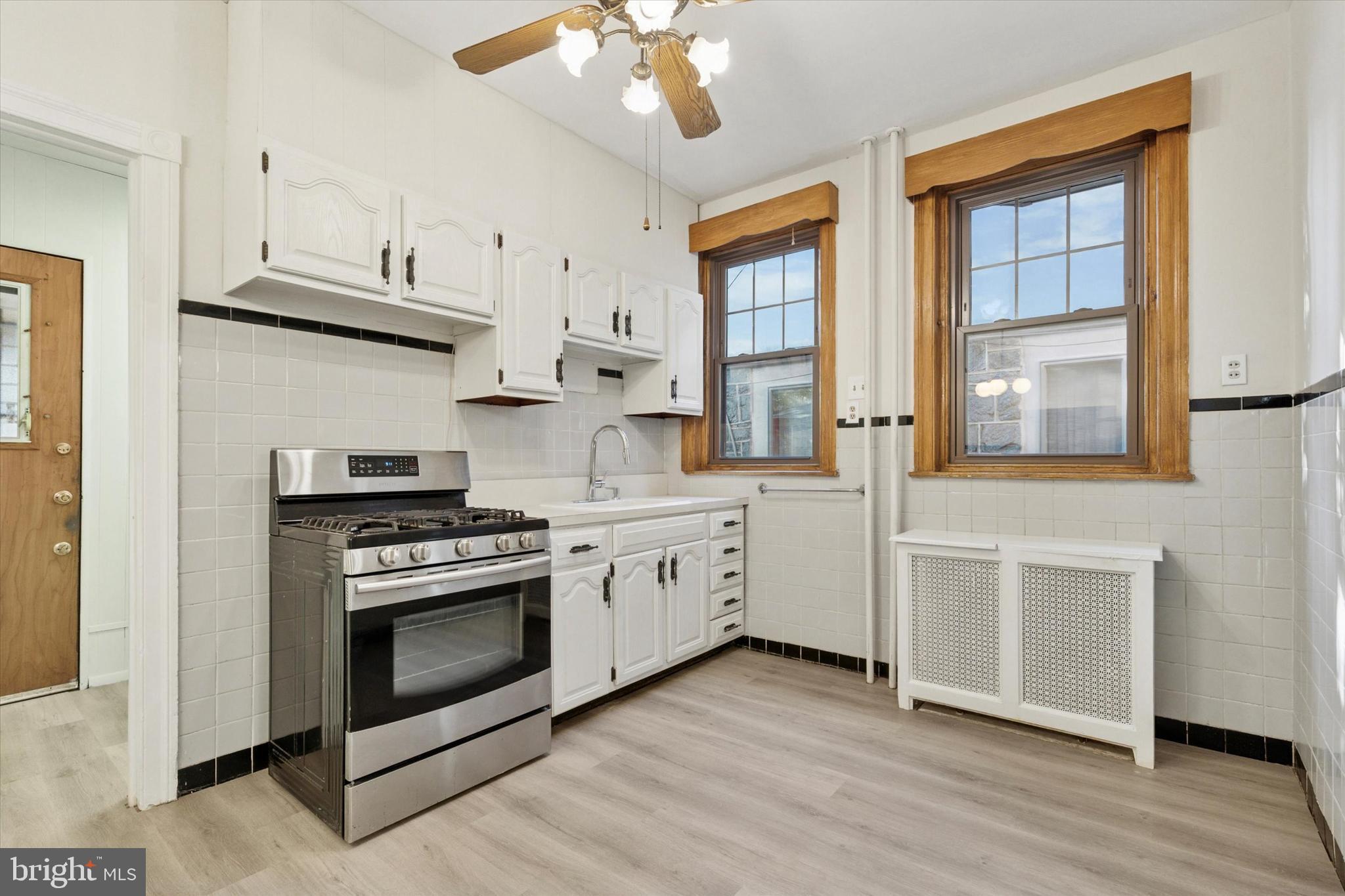 GIRARD ESTATES - Residential