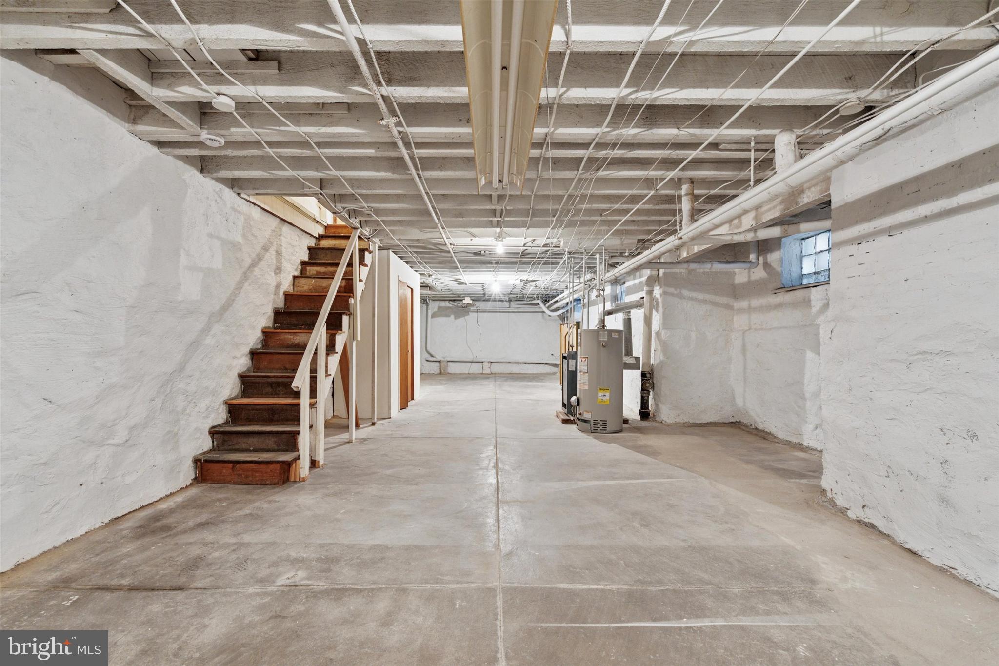 GIRARD ESTATES - Residential