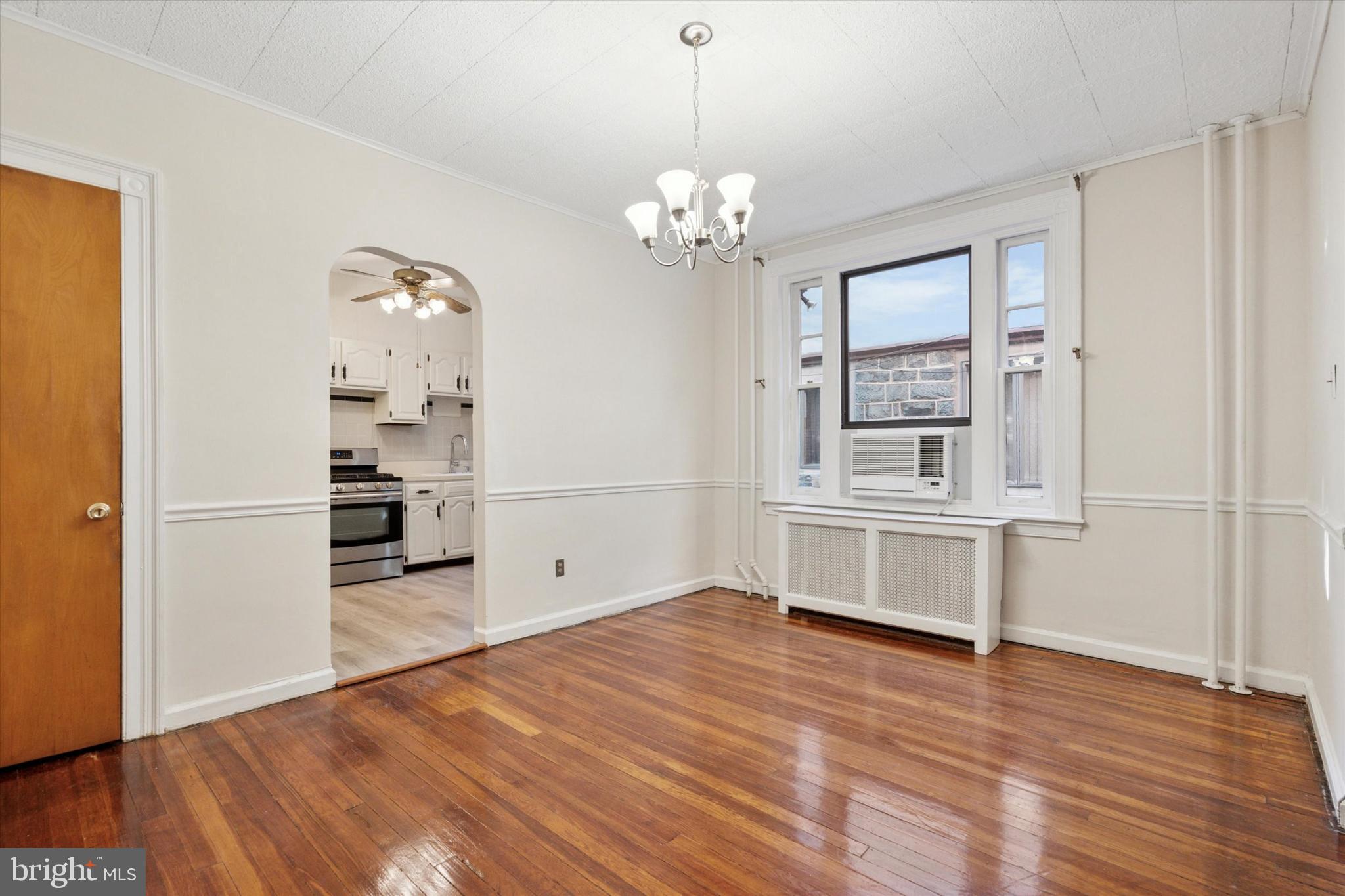 GIRARD ESTATES - Residential