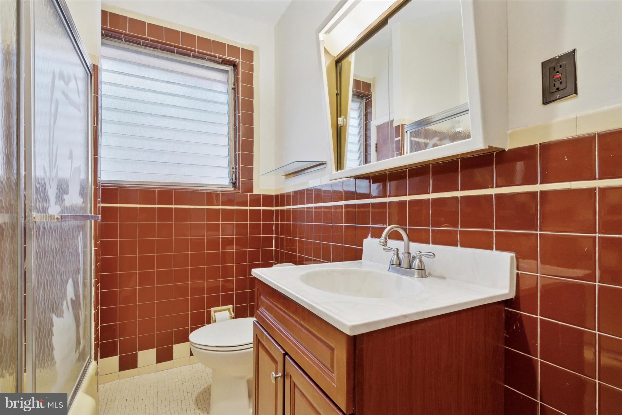 GIRARD ESTATES - Residential