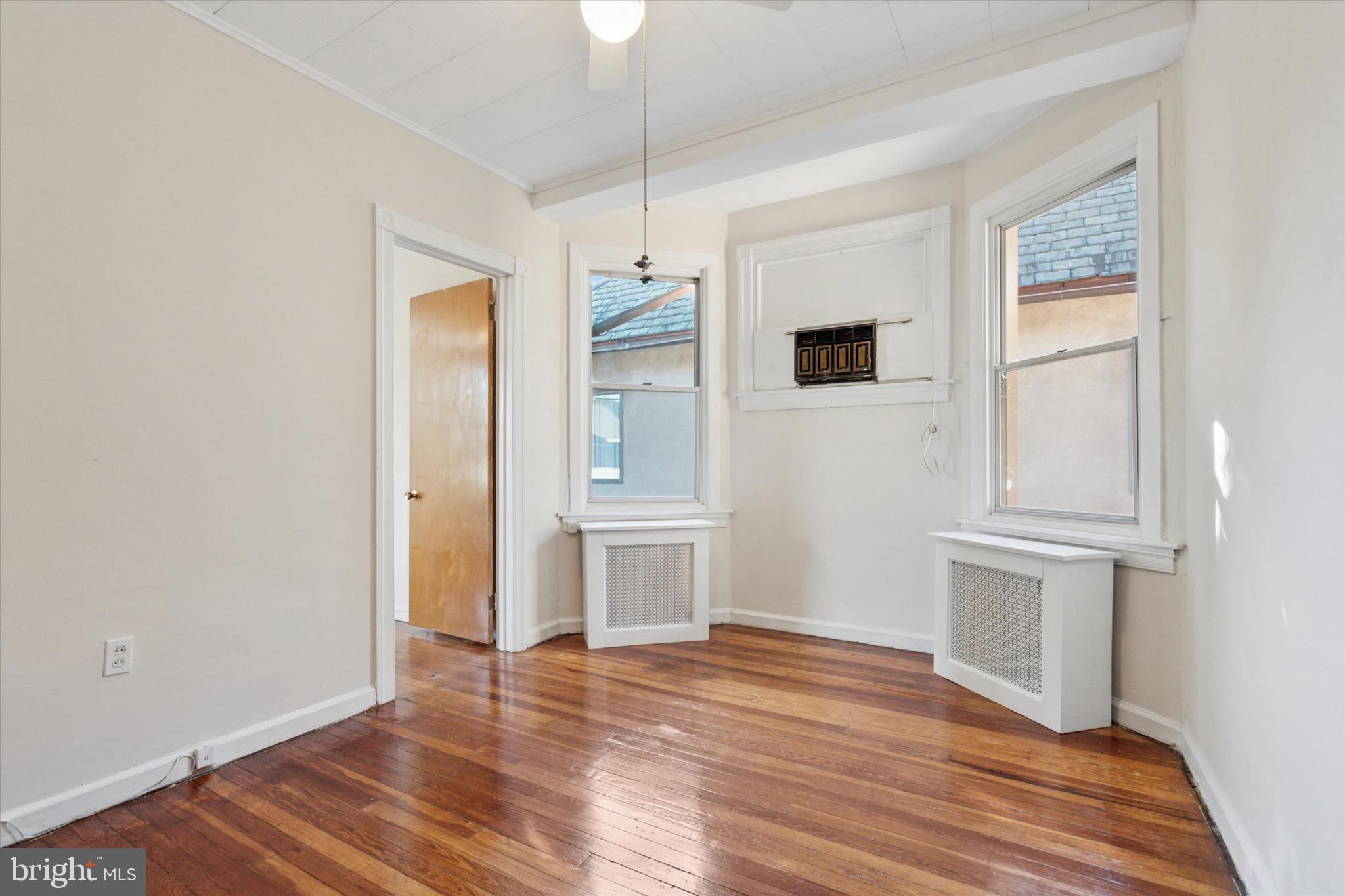 GIRARD ESTATES - Residential