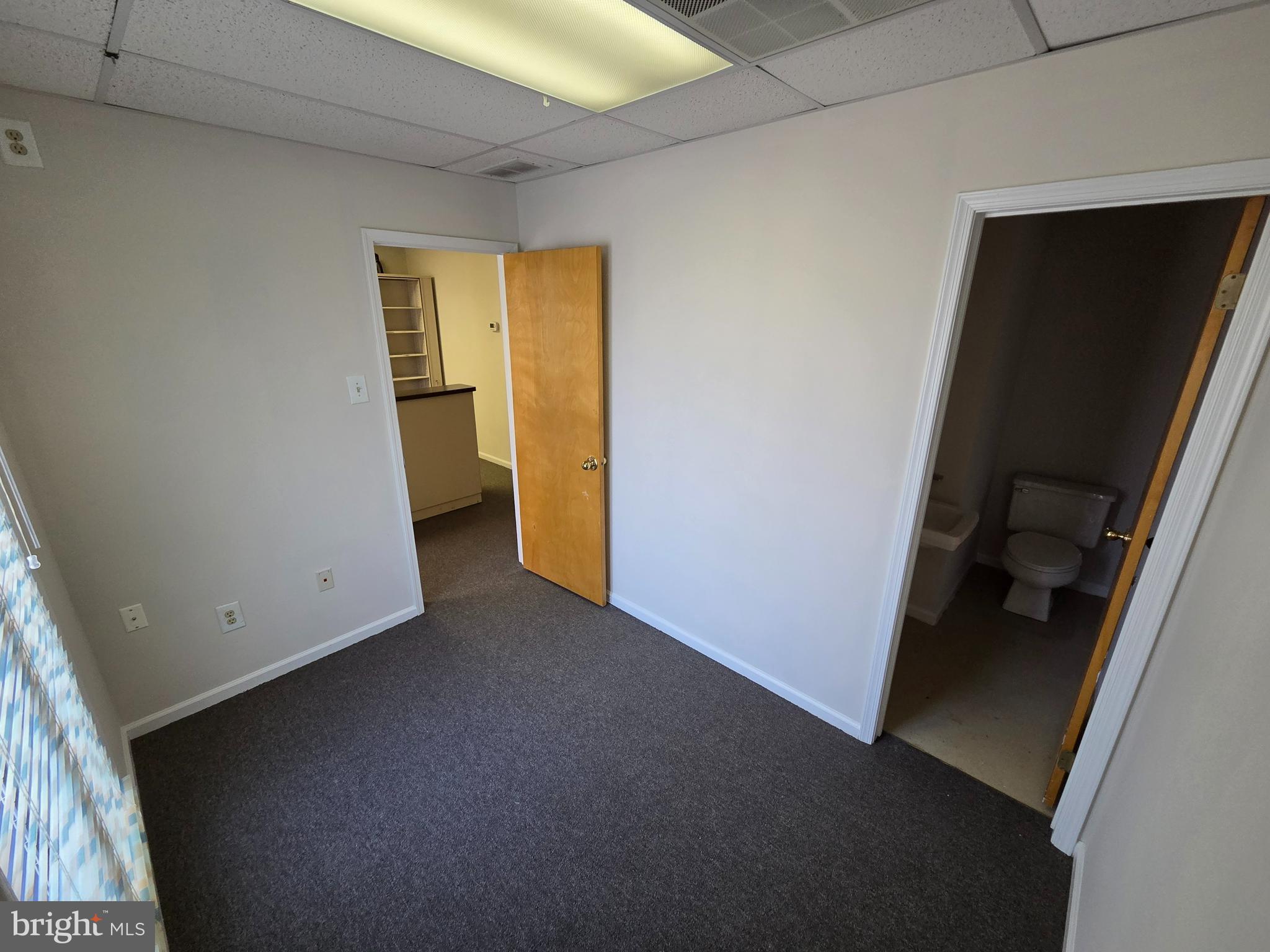 146 LAKEVIEW DRIVE S 302