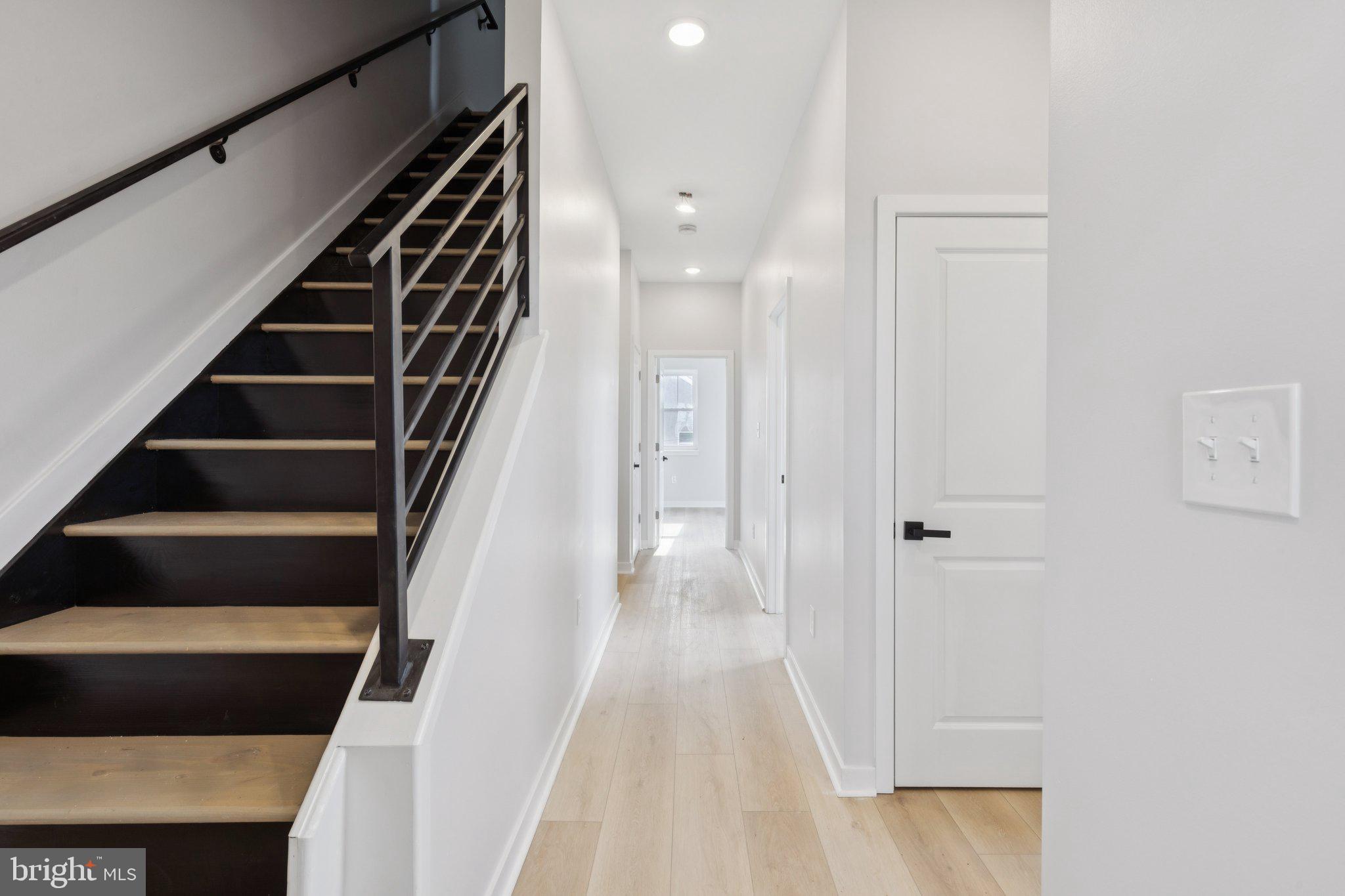 BRIDESBURG - Residential