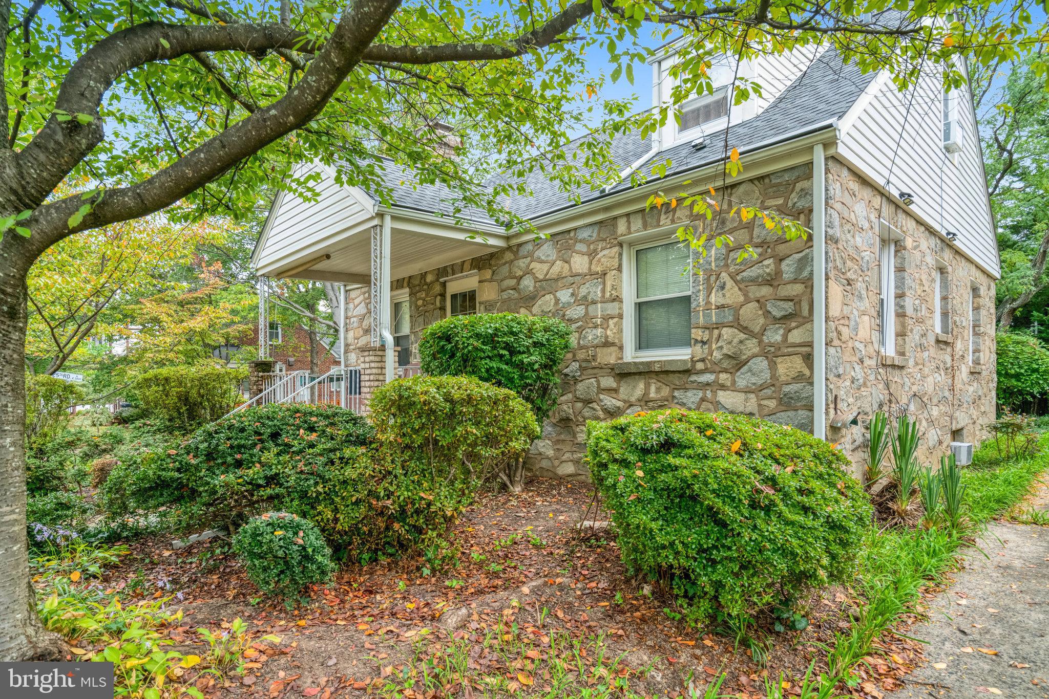 2515 N LEXINGTON STREET