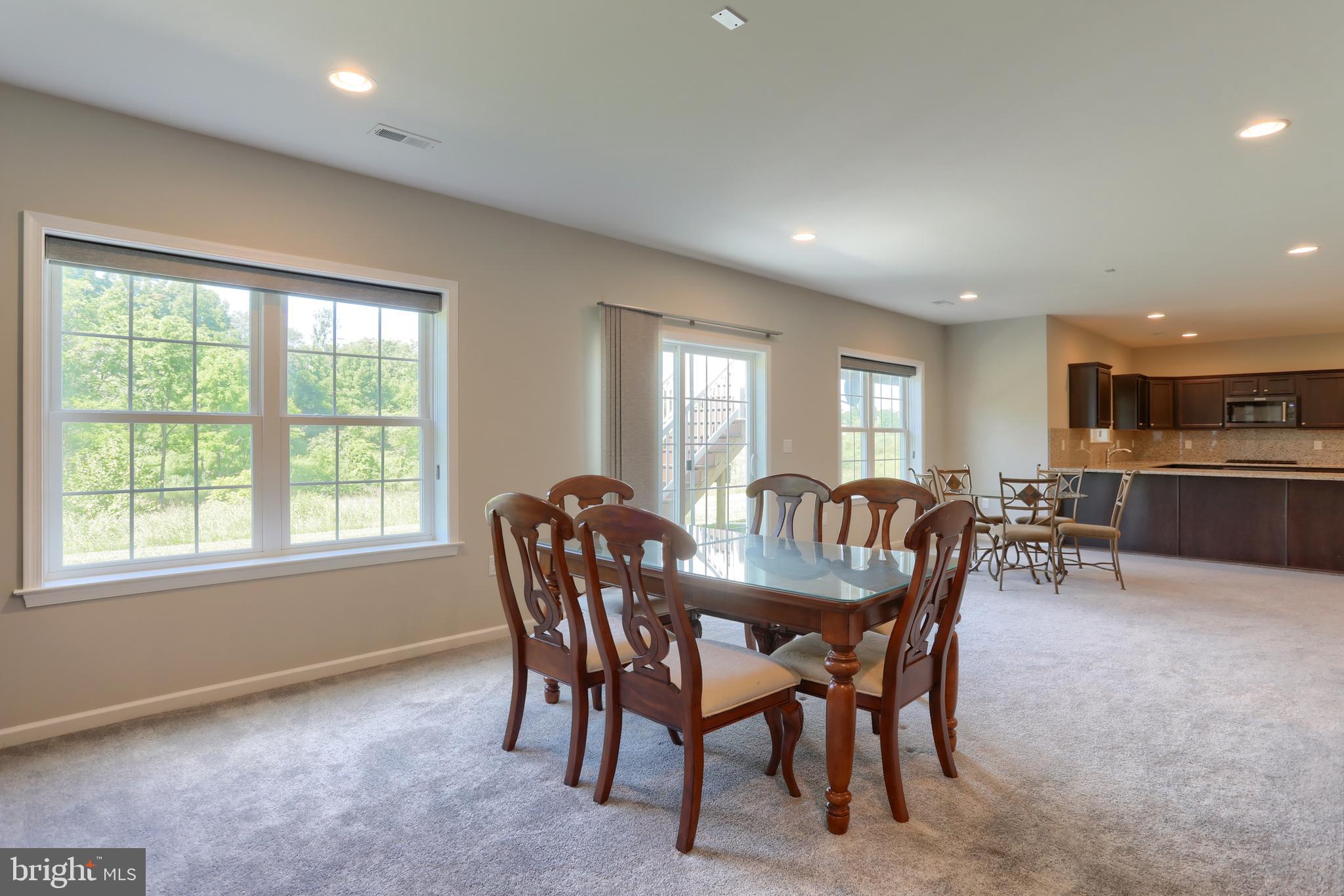 WILLOW CREEK FARMS - Residential