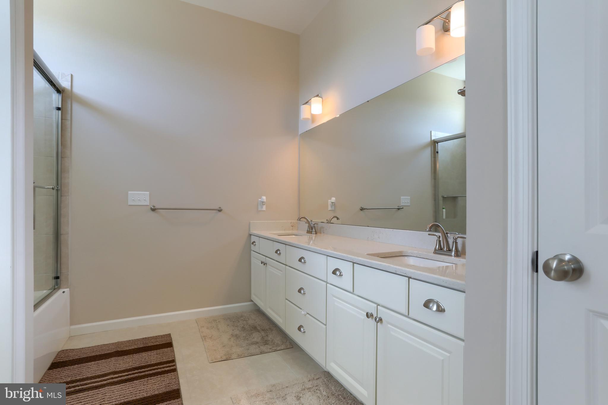 WILLOW CREEK FARMS - Residential