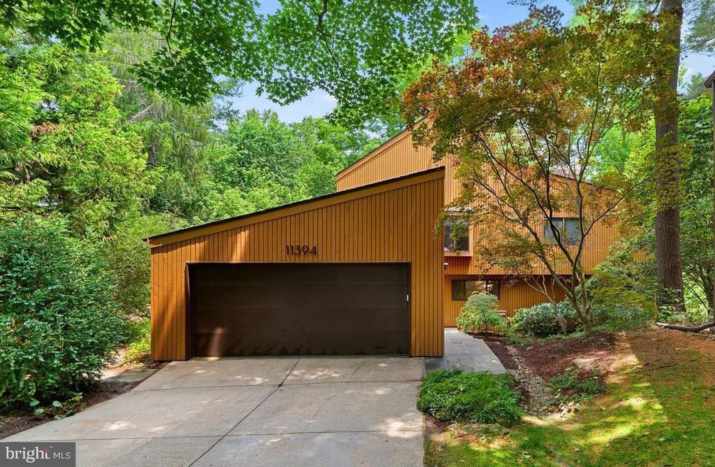 Photo of 11394 High Hay Drive, COLUMBIA, MD 21044 (MLS # MDHW2060502)