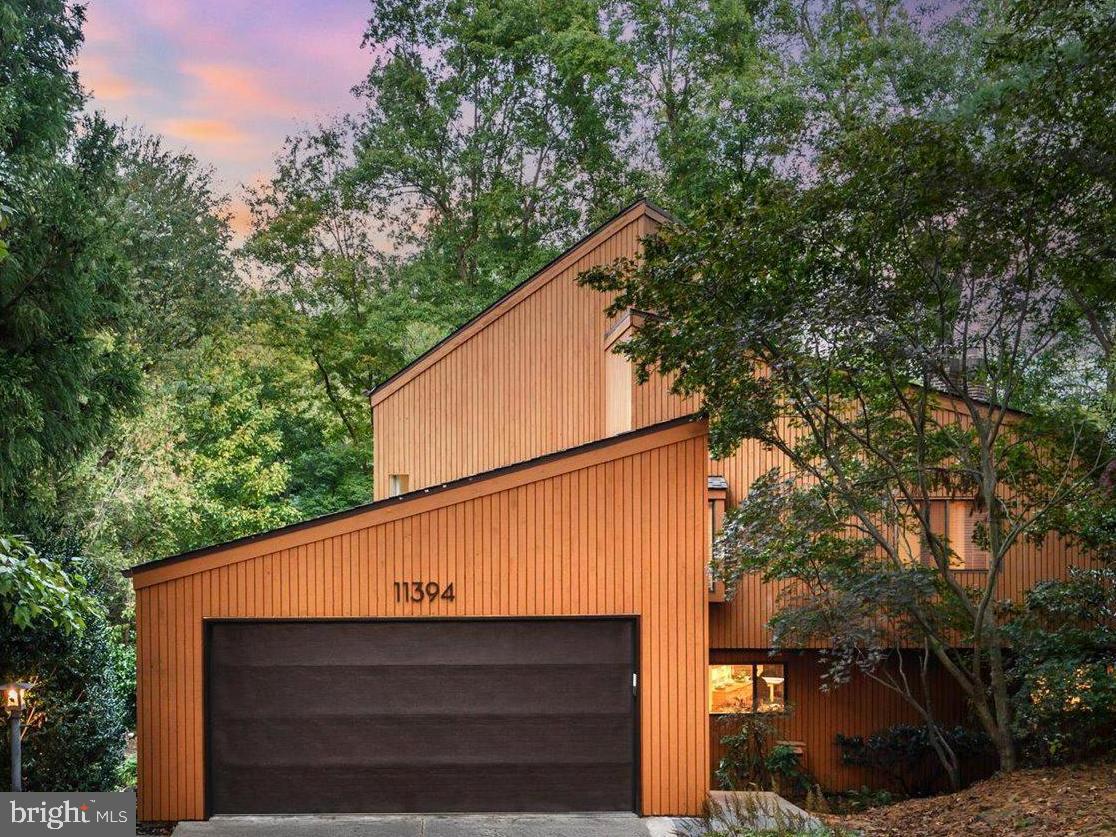 HOBBITS GLEN - Residential