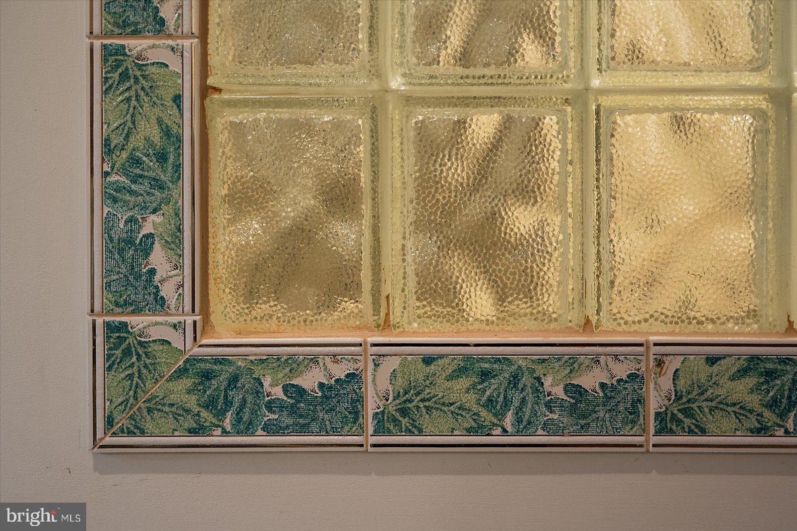 HOBBITS GLEN - Residential