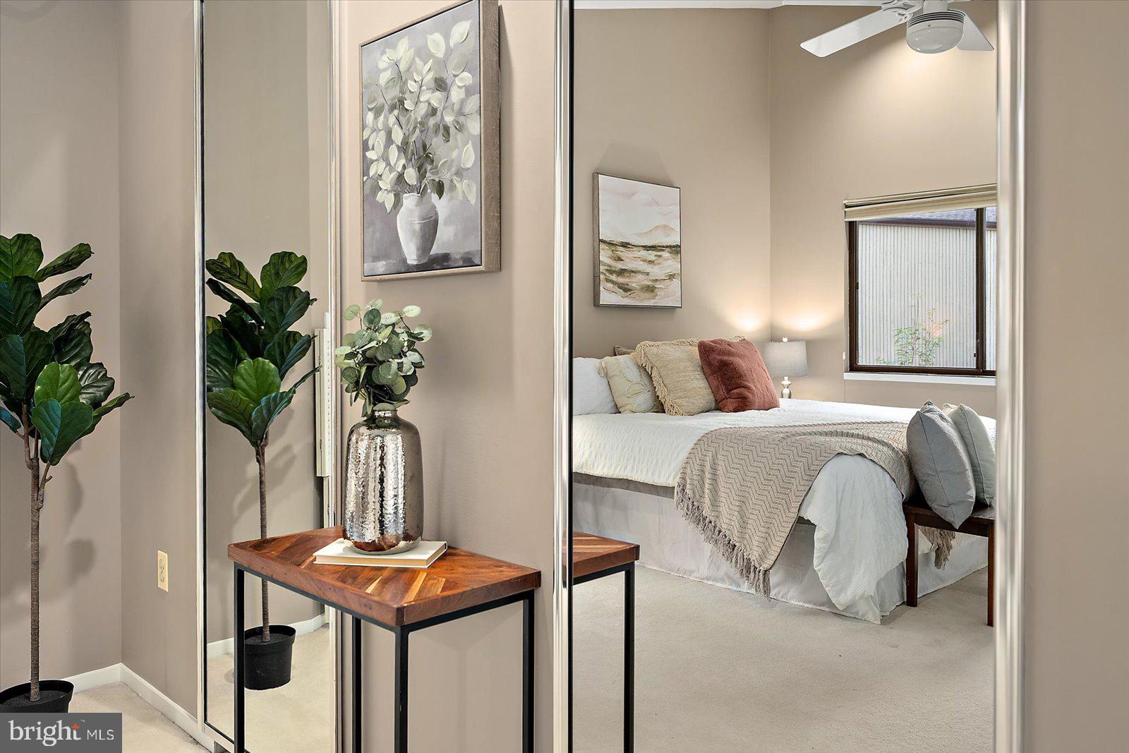 HOBBITS GLEN - Residential