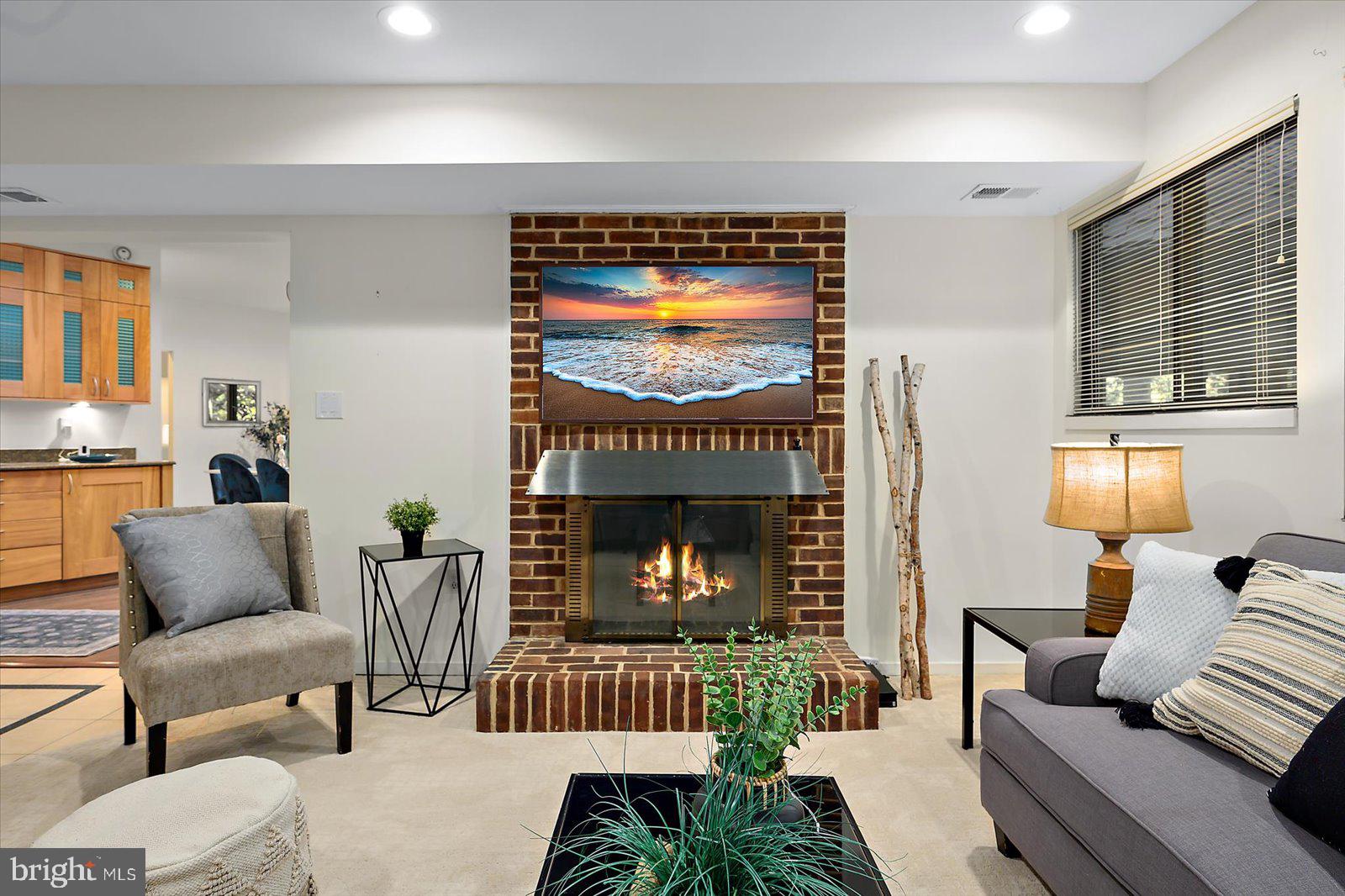 HOBBITS GLEN - Residential