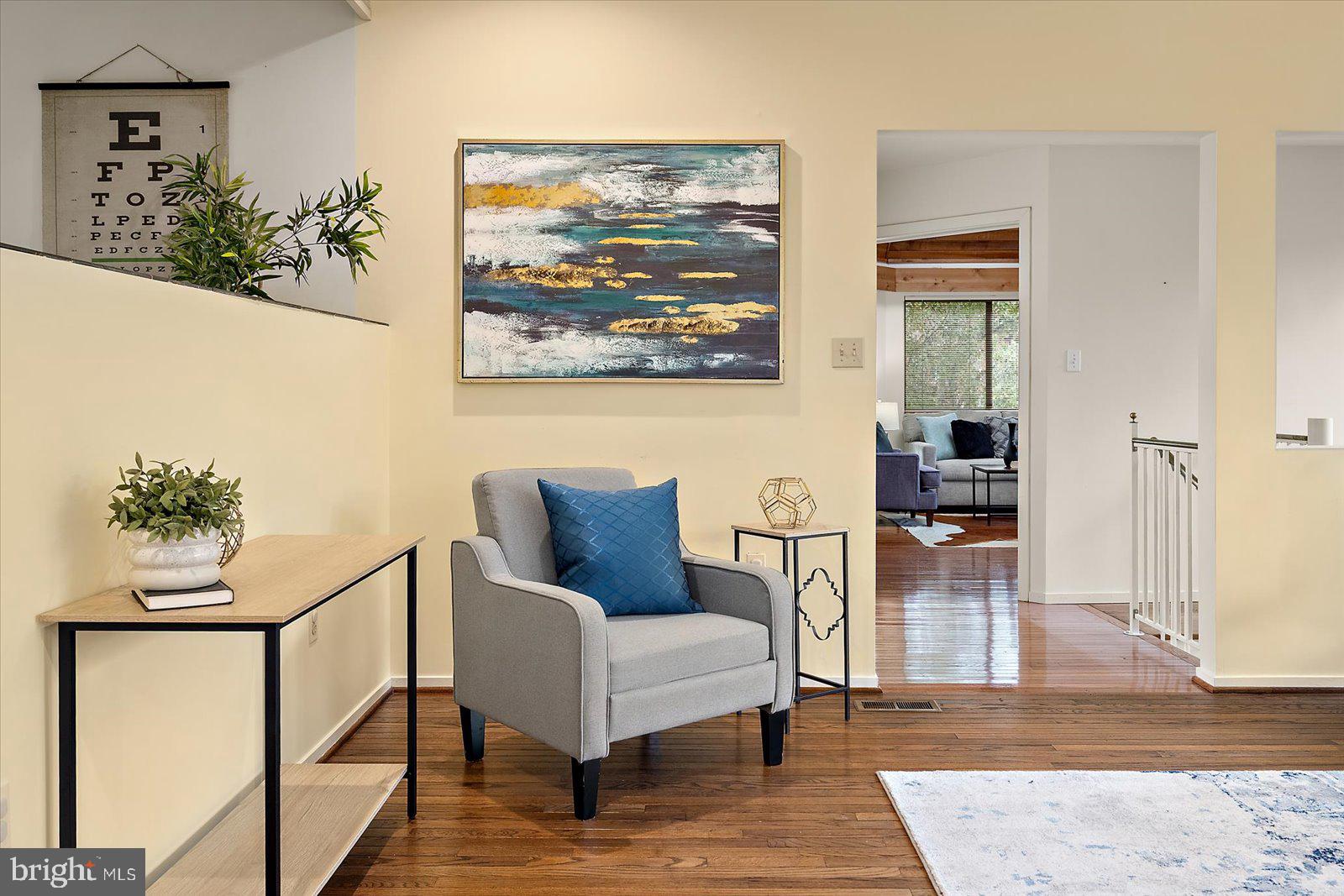 HOBBITS GLEN - Residential