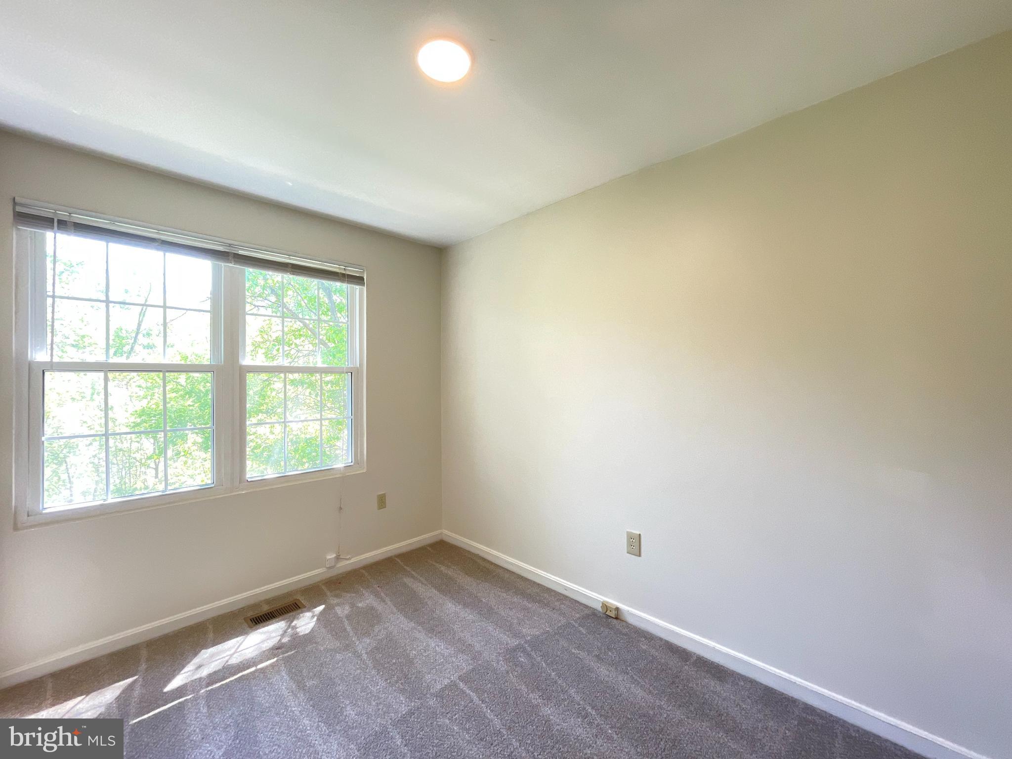 DECOVERLY ADVENTURE - Residential