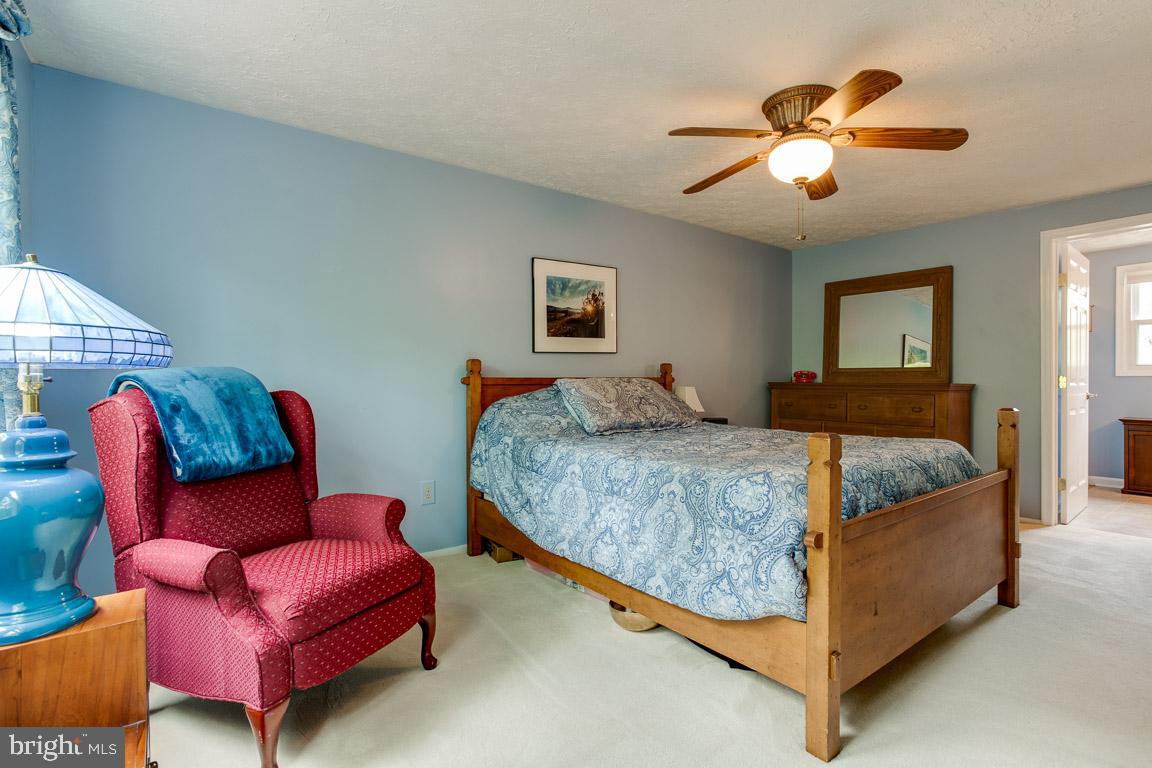 FAIRFAX CLUB ESTATES - Residential