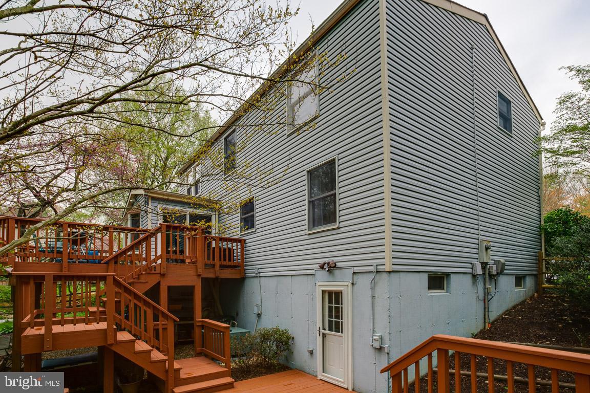 FAIRFAX CLUB ESTATES - Residential