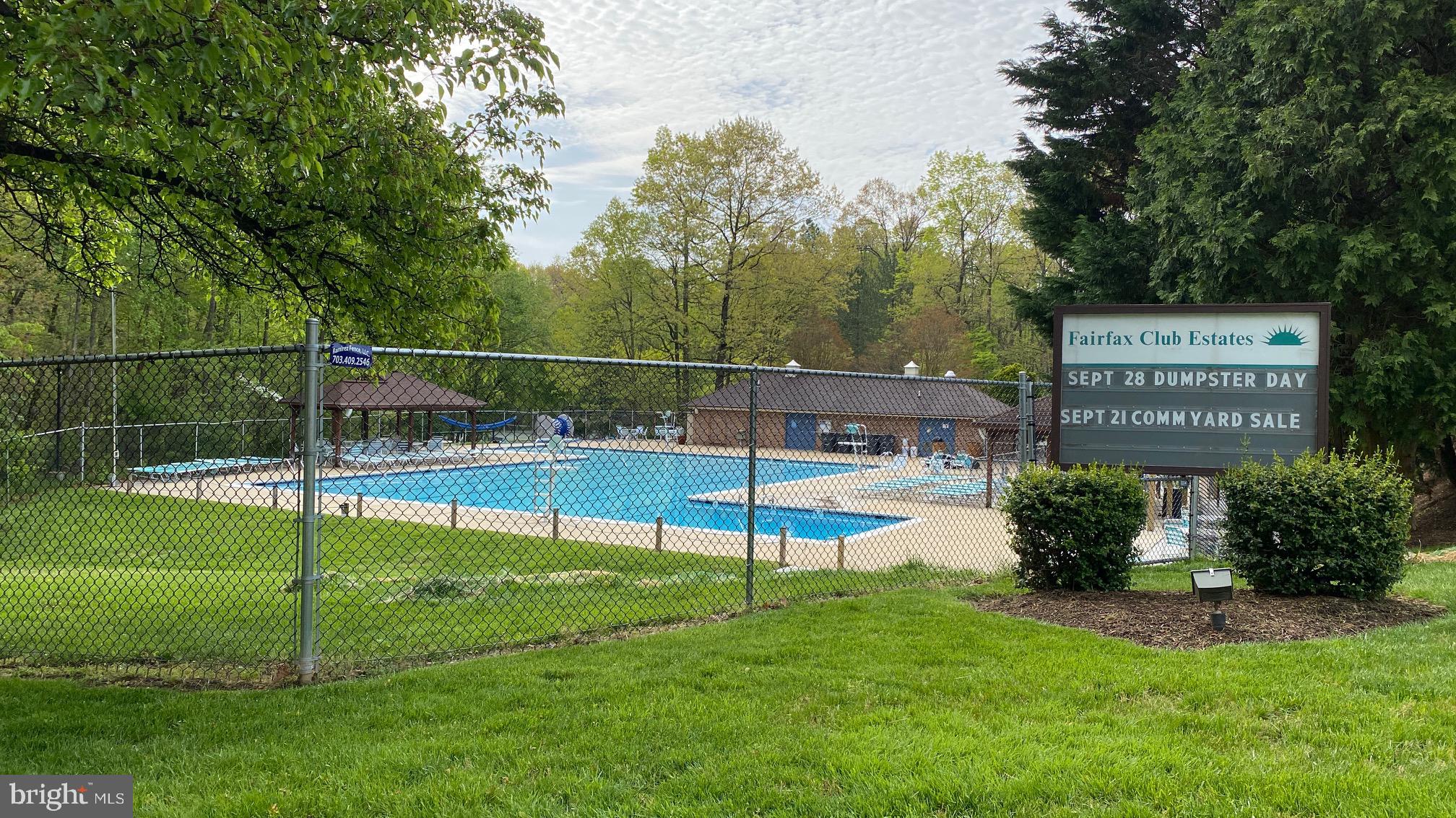 FAIRFAX CLUB ESTATES - Residential