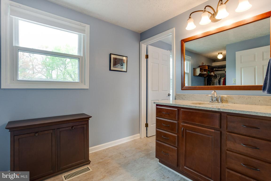 FAIRFAX CLUB ESTATES - Residential