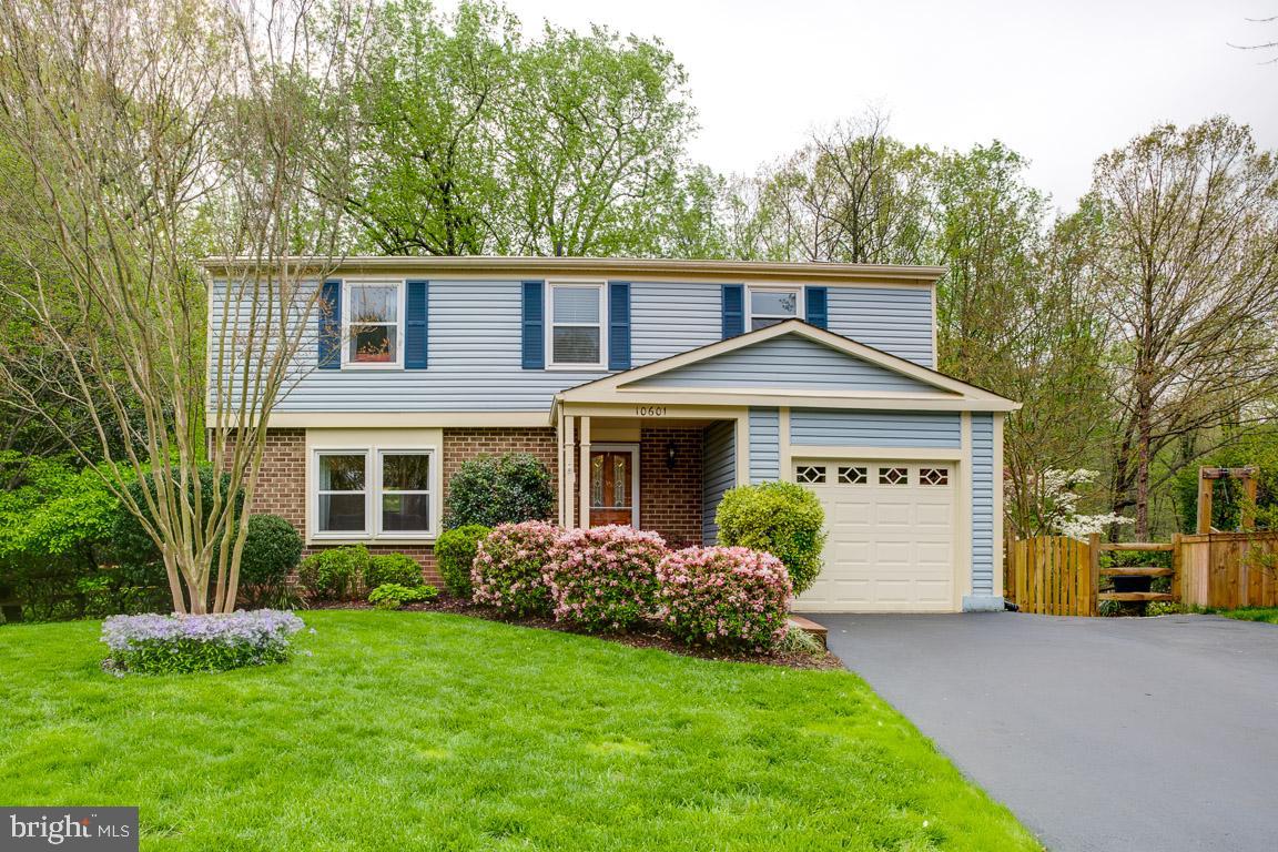 FAIRFAX CLUB ESTATES - Residential