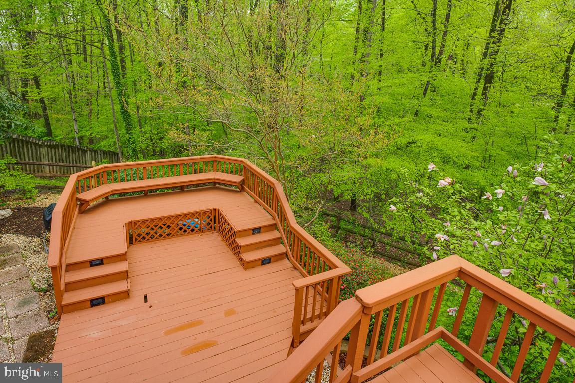 FAIRFAX CLUB ESTATES - Residential