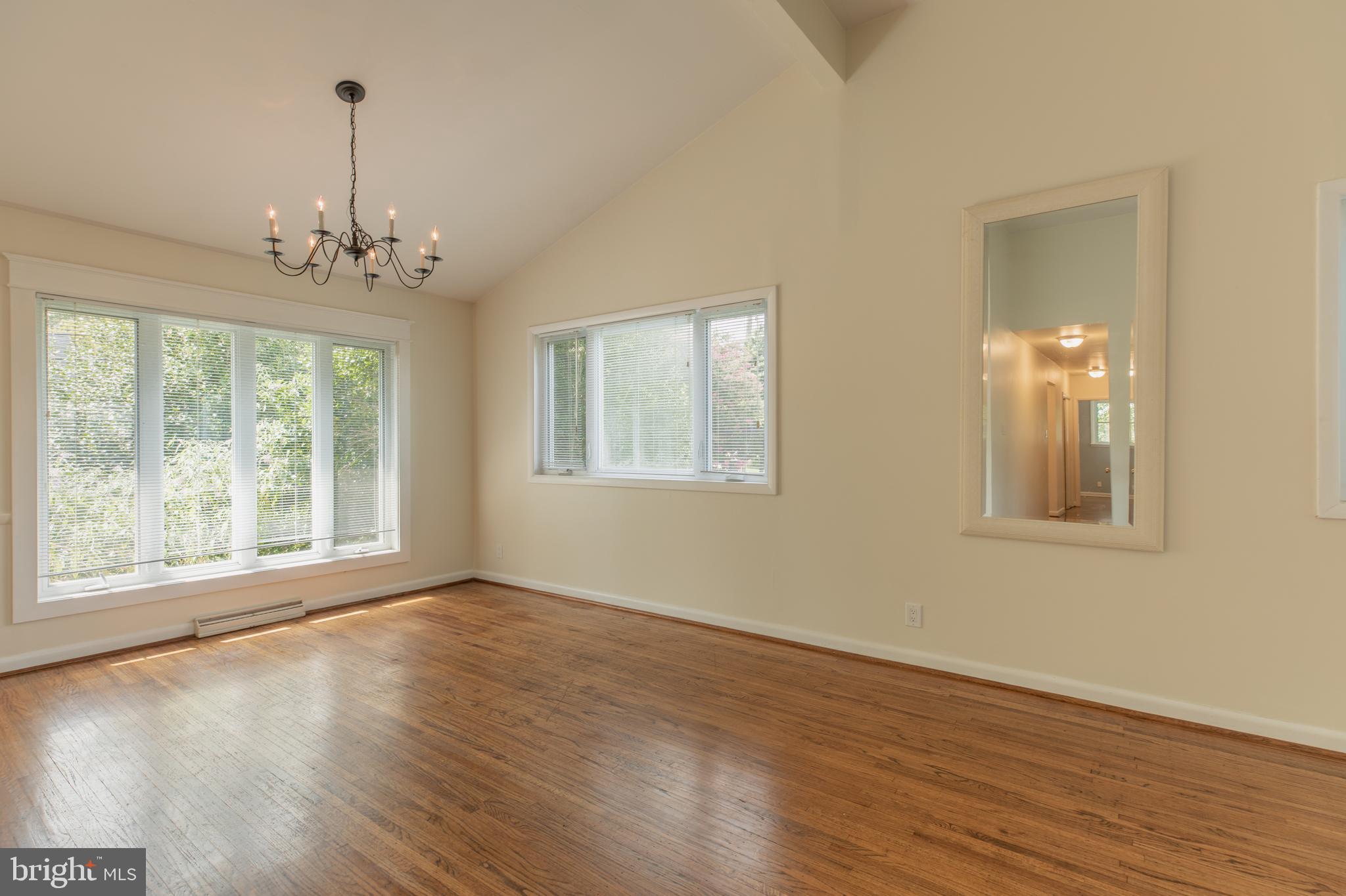 SPRINGFIELD - Residential