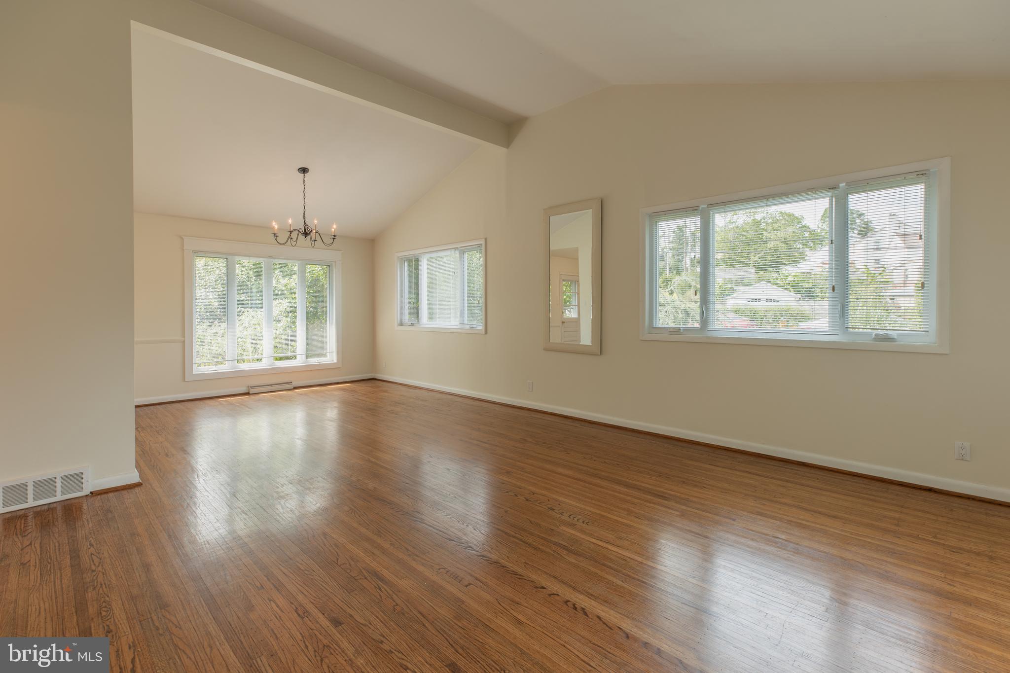 SPRINGFIELD - Residential