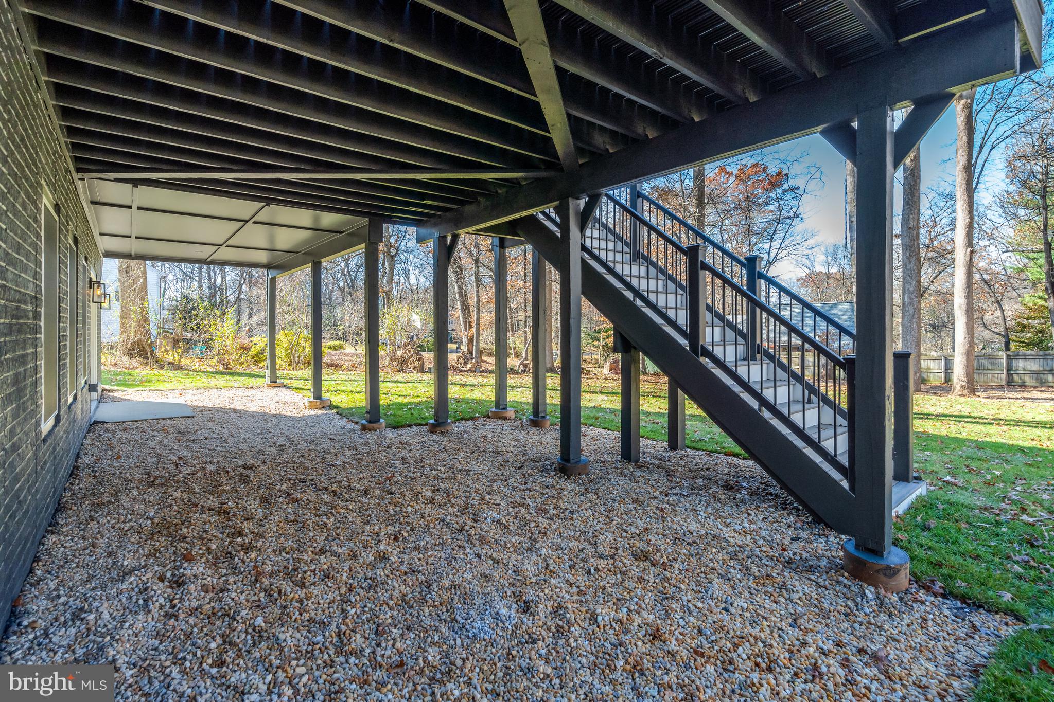 LEEHIGH VILLAGE - Residential