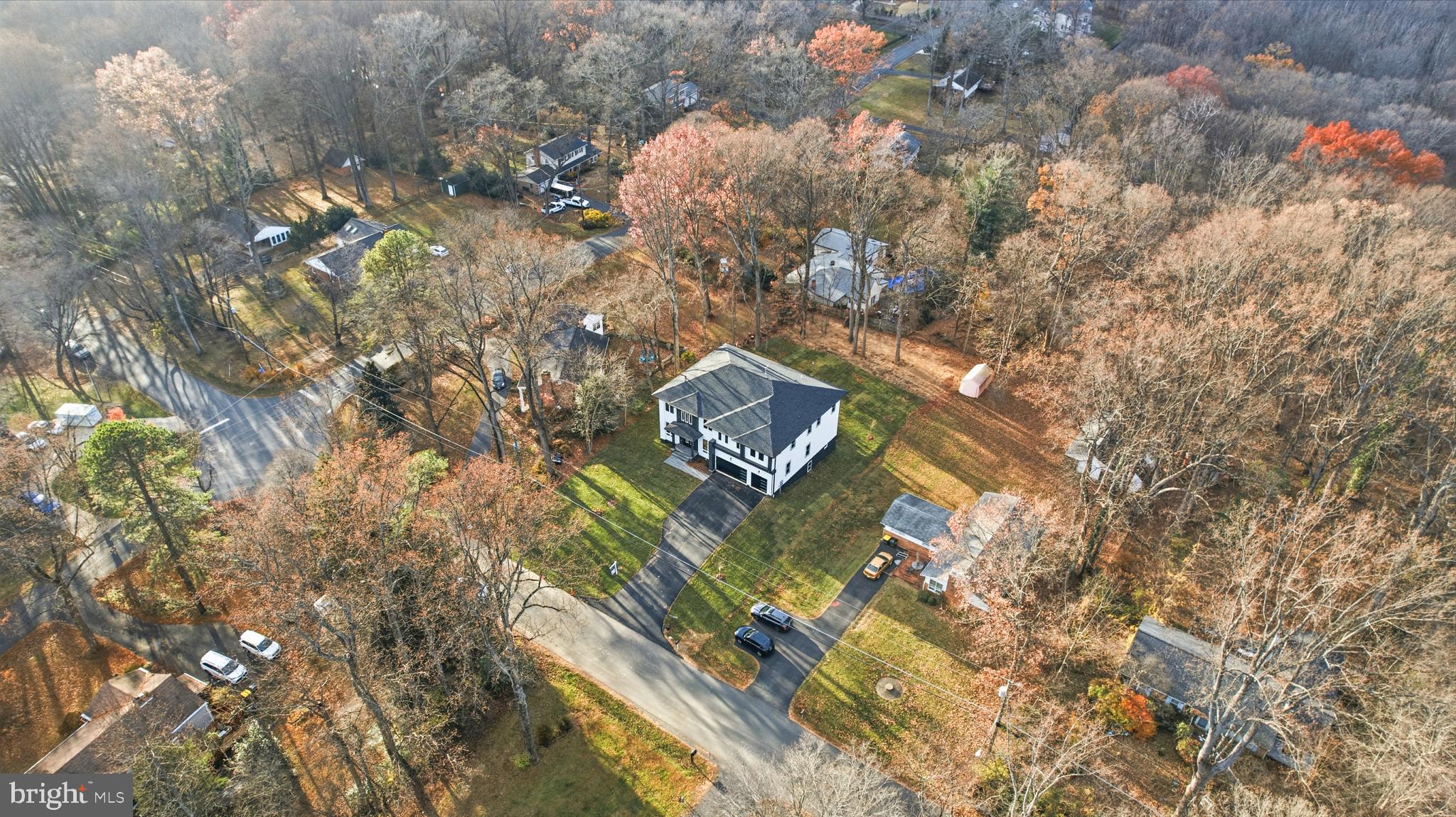 LEEHIGH VILLAGE - Residential