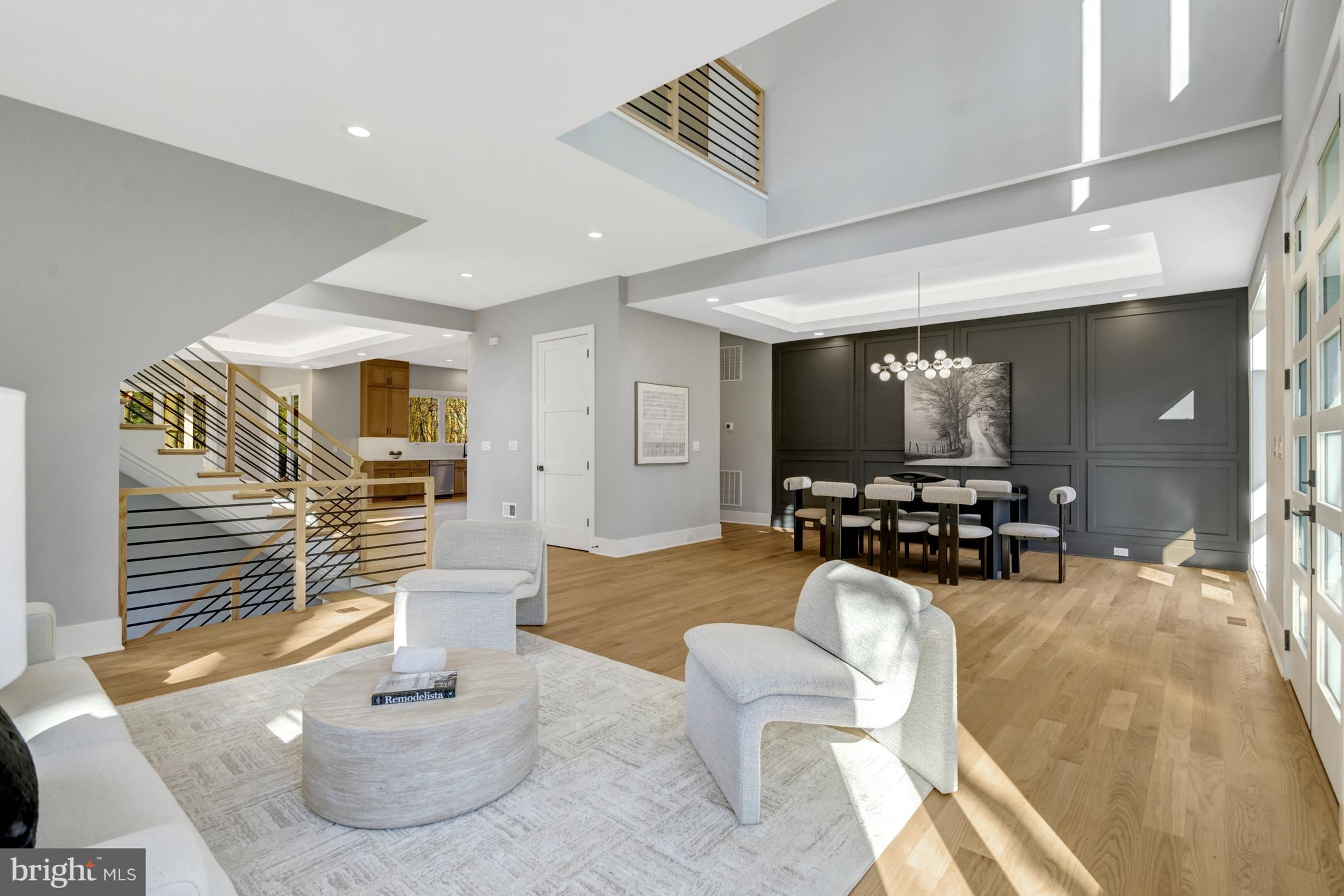 LEEHIGH VILLAGE - Residential