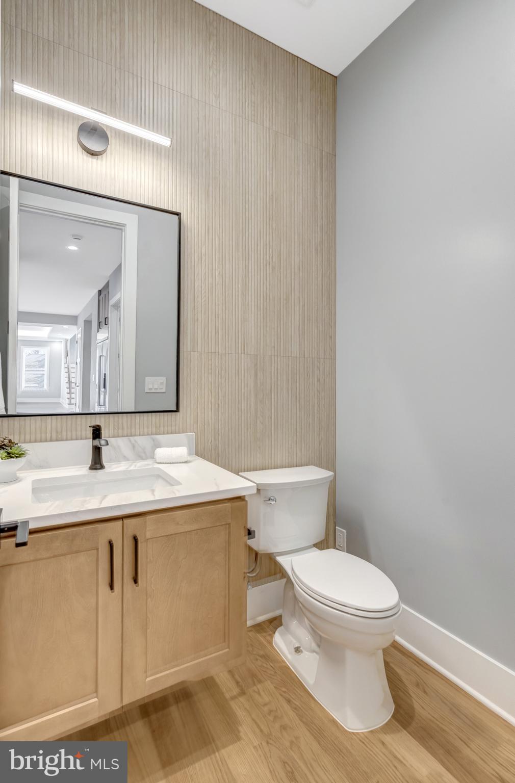 LEEHIGH VILLAGE - Residential