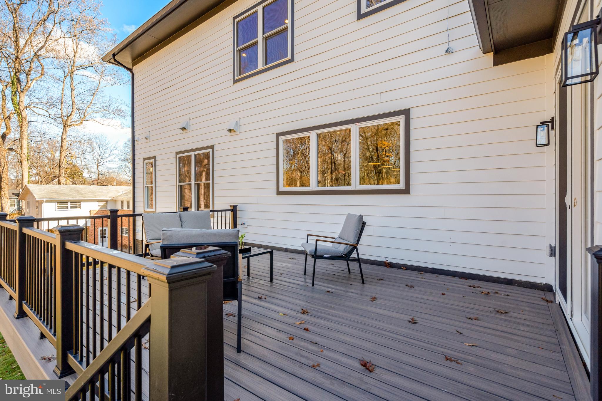 LEEHIGH VILLAGE - Residential