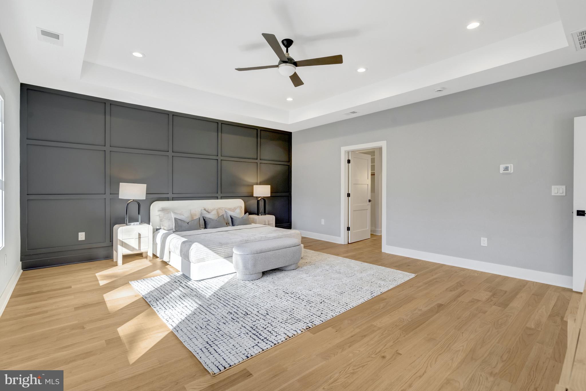 LEEHIGH VILLAGE - Residential