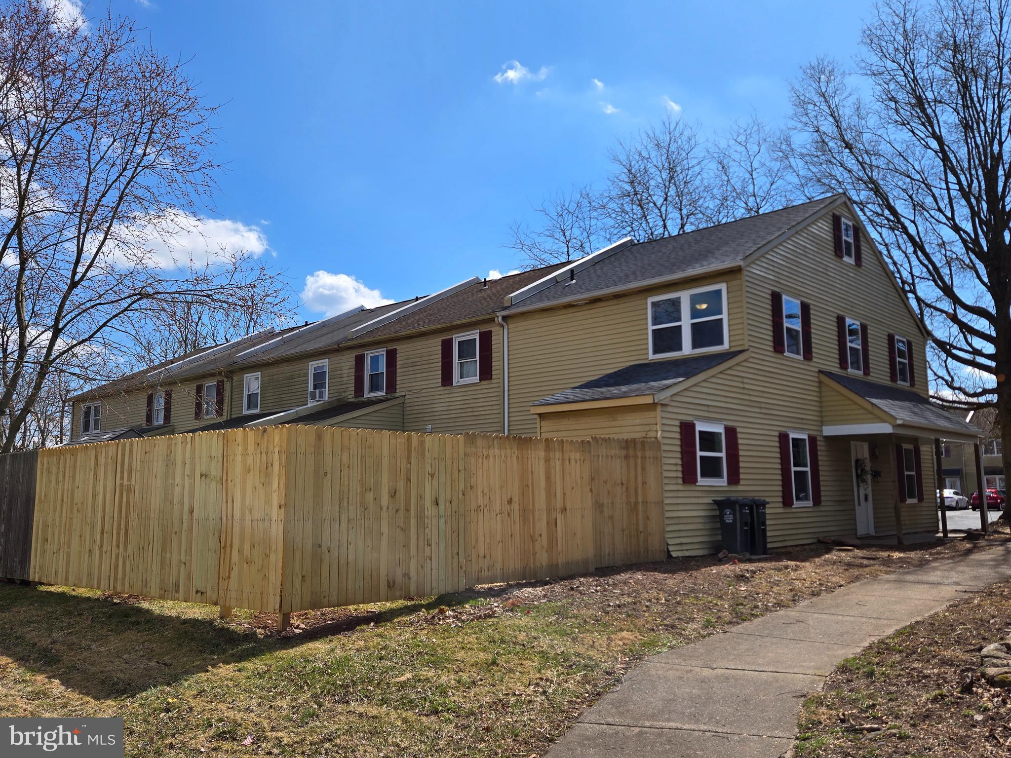 QUAKER RUN - Residential