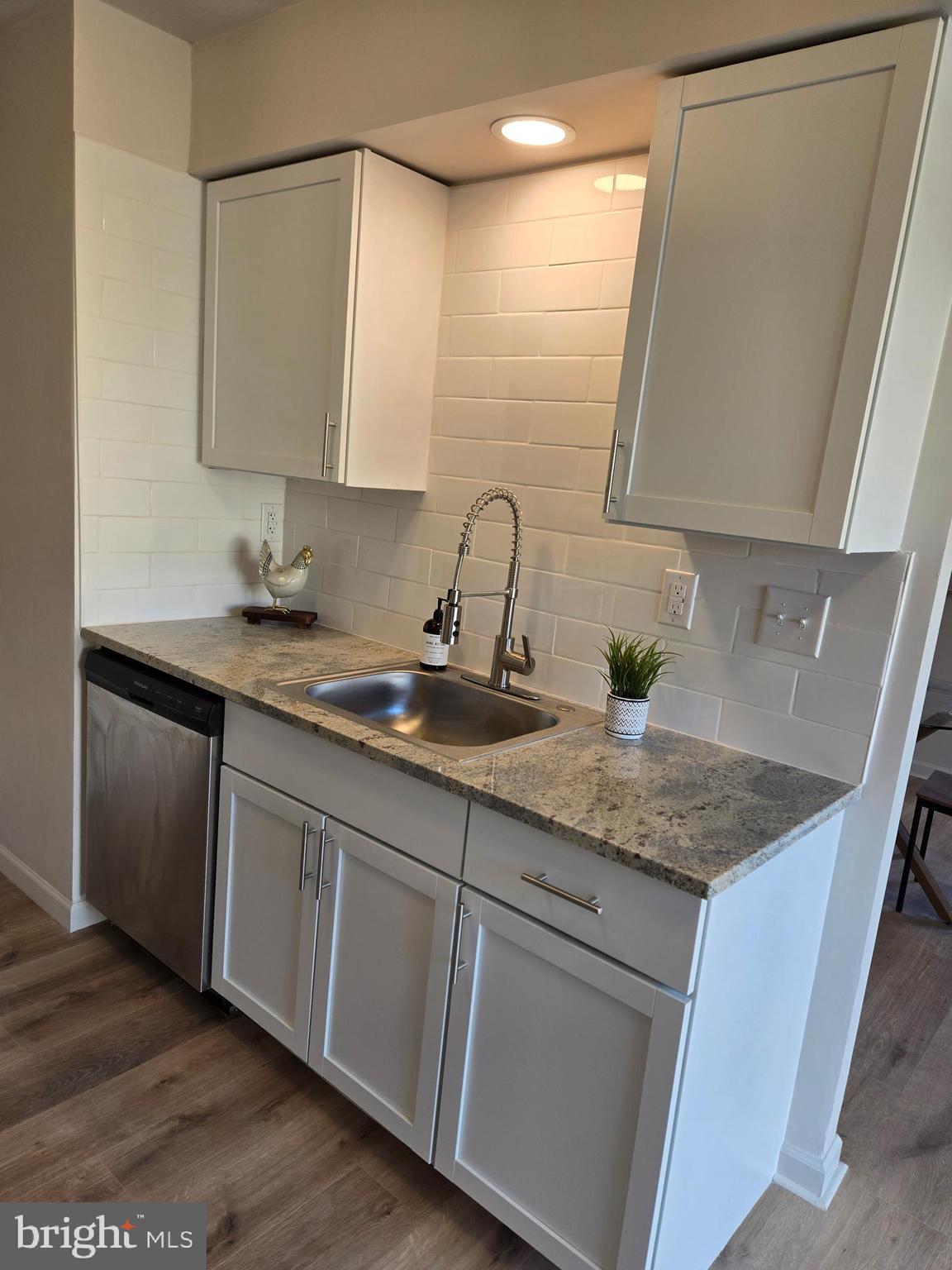 QUAKER RUN - Residential