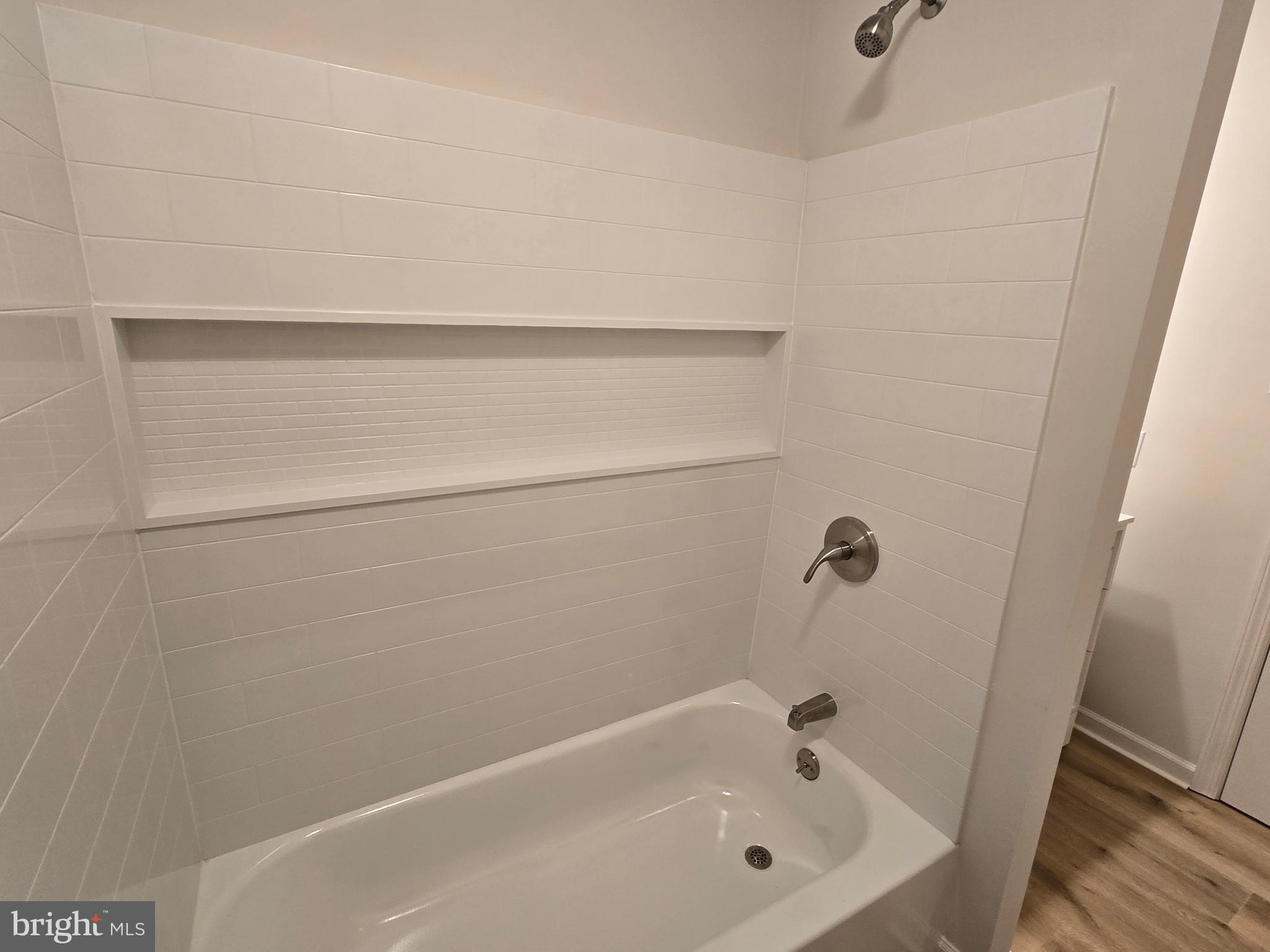 QUAKER RUN - Residential