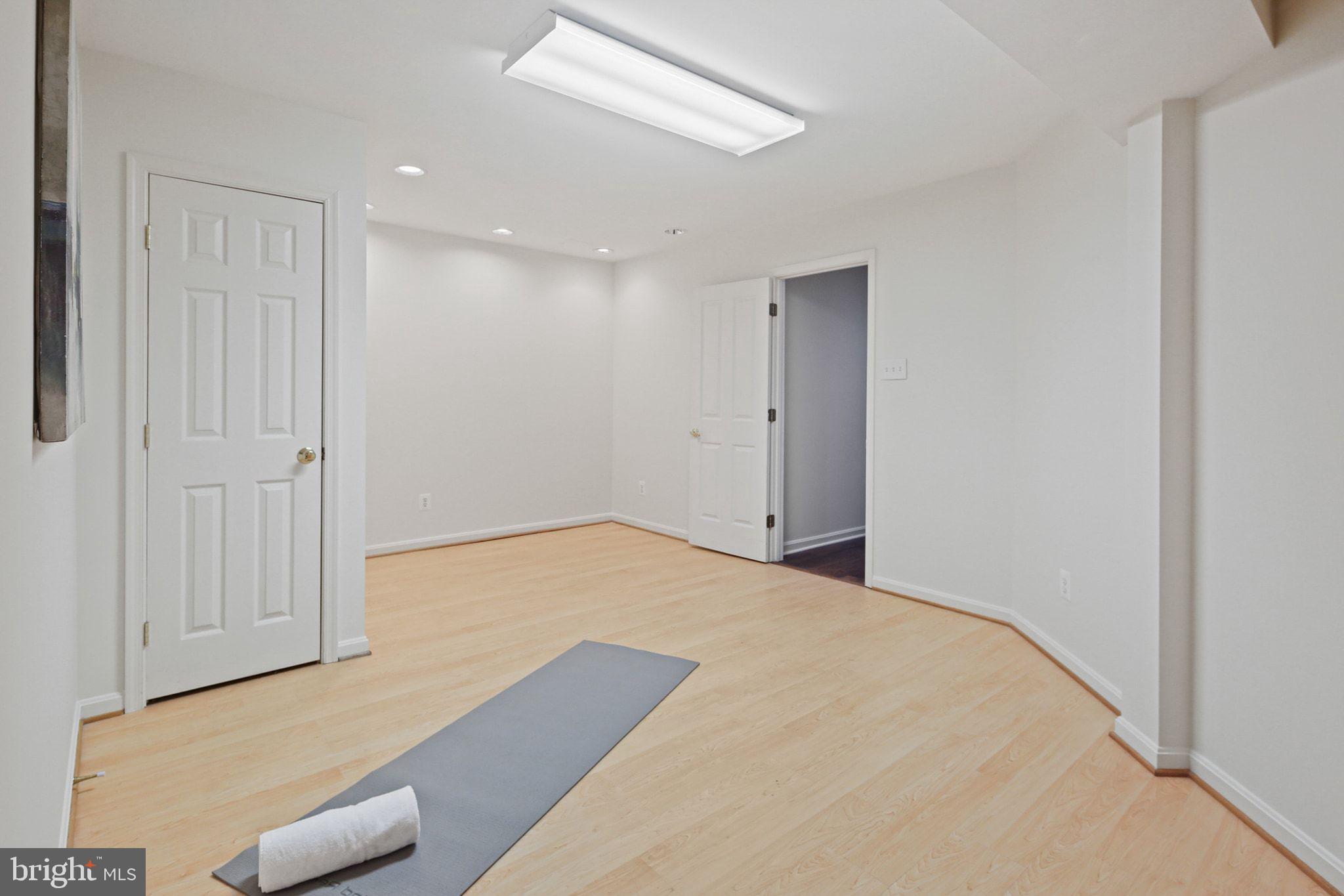 CRYSTAL CLEAR - Residential