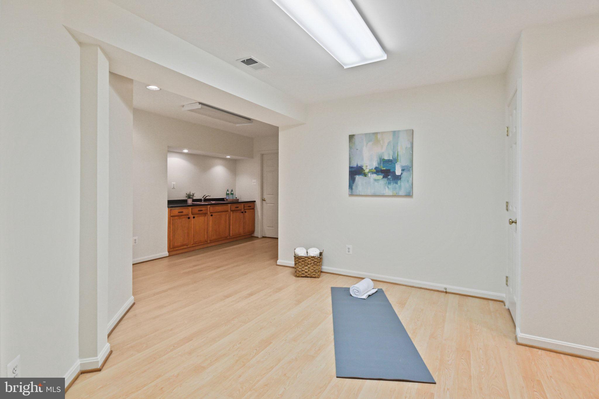 CRYSTAL CLEAR - Residential