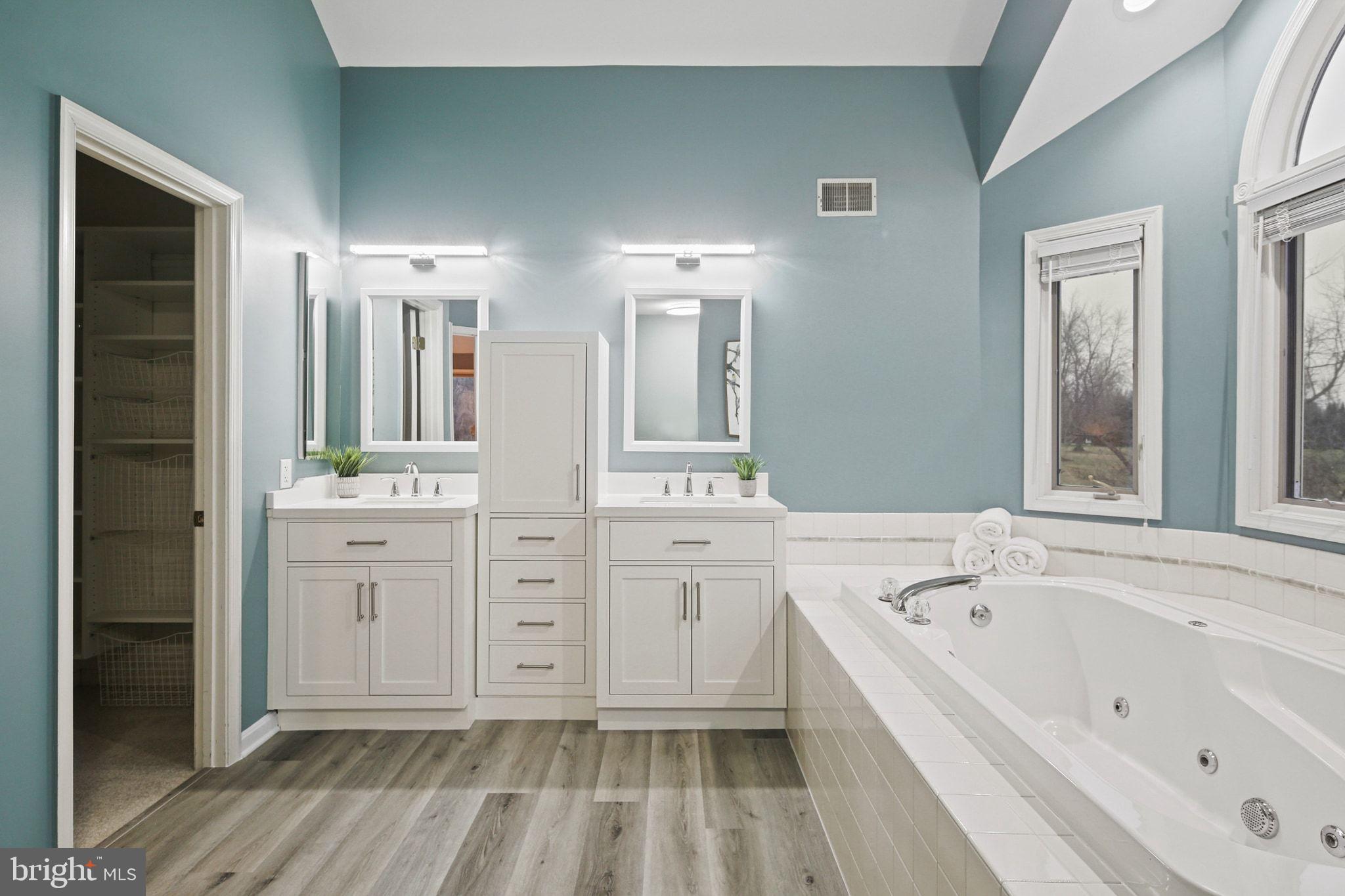 CRYSTAL CLEAR - Residential