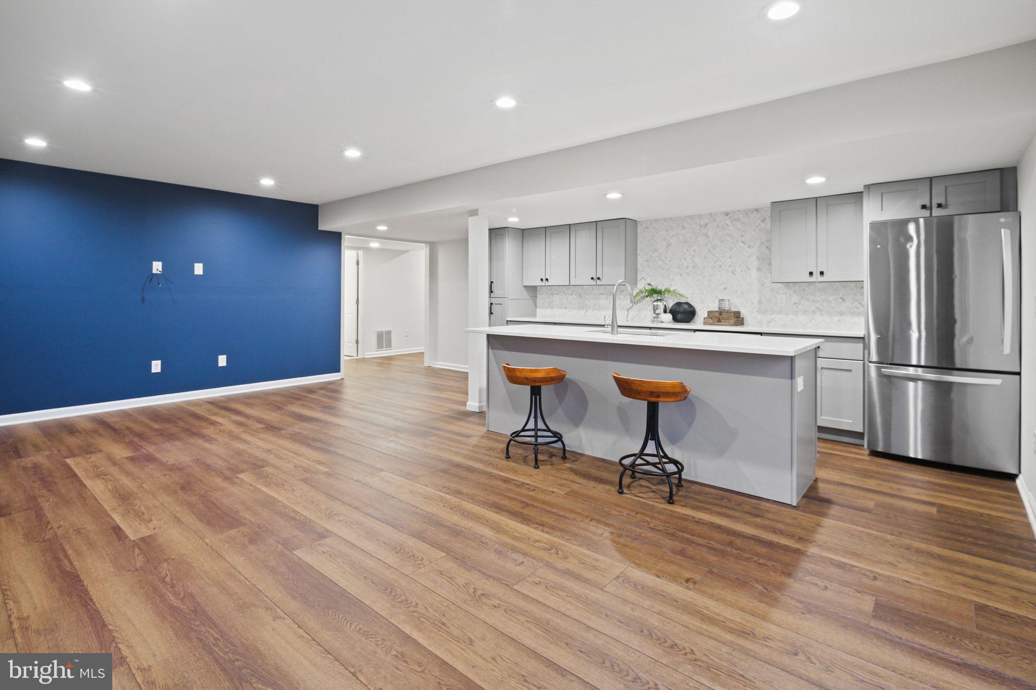 CRYSTAL CLEAR - Residential