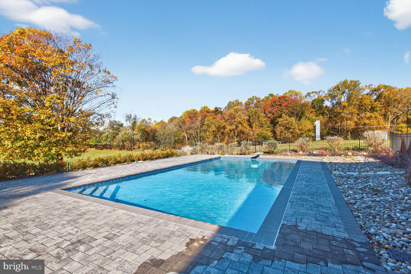 CRYSTAL CLEAR - Residential