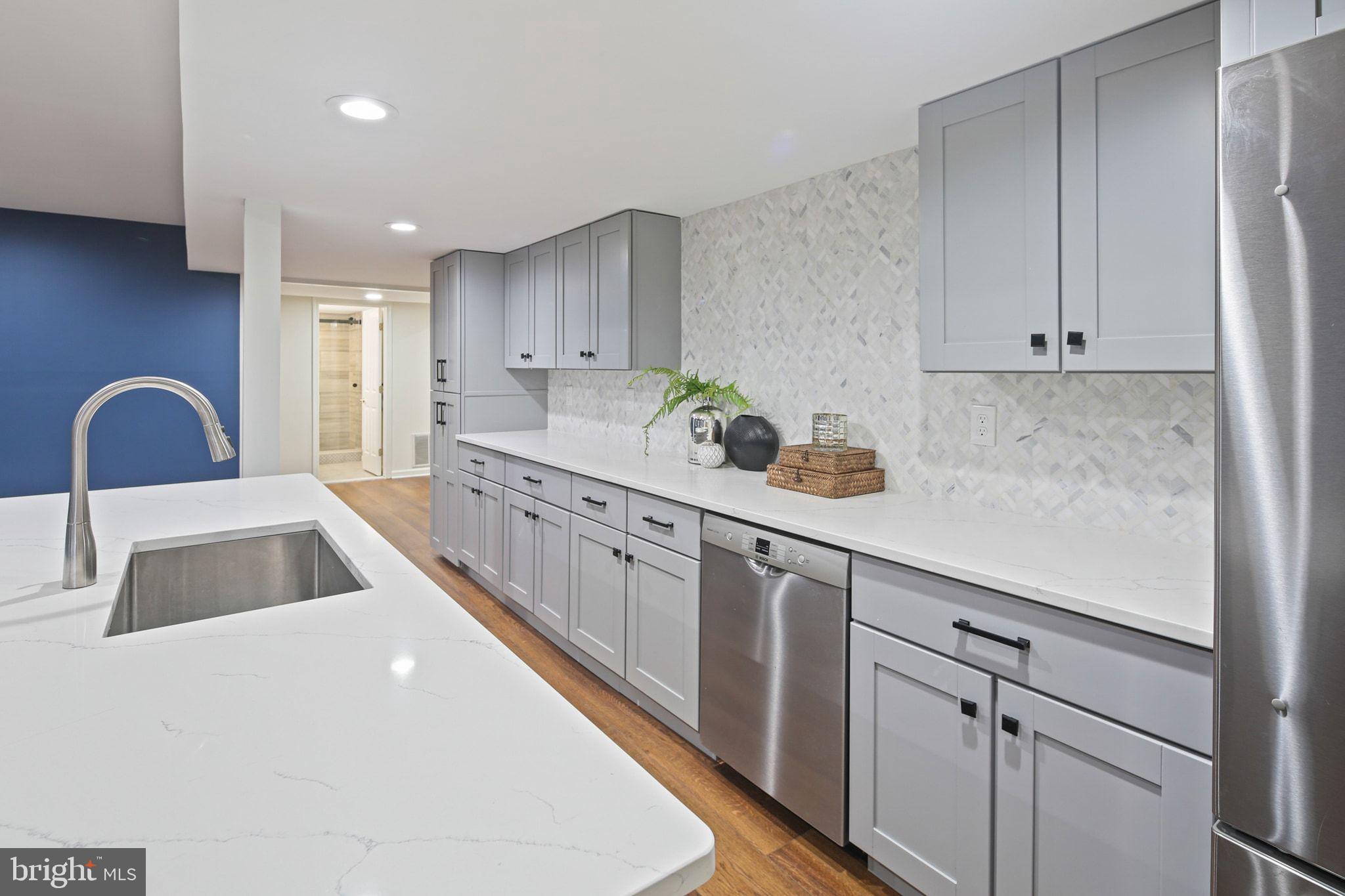 CRYSTAL CLEAR - Residential