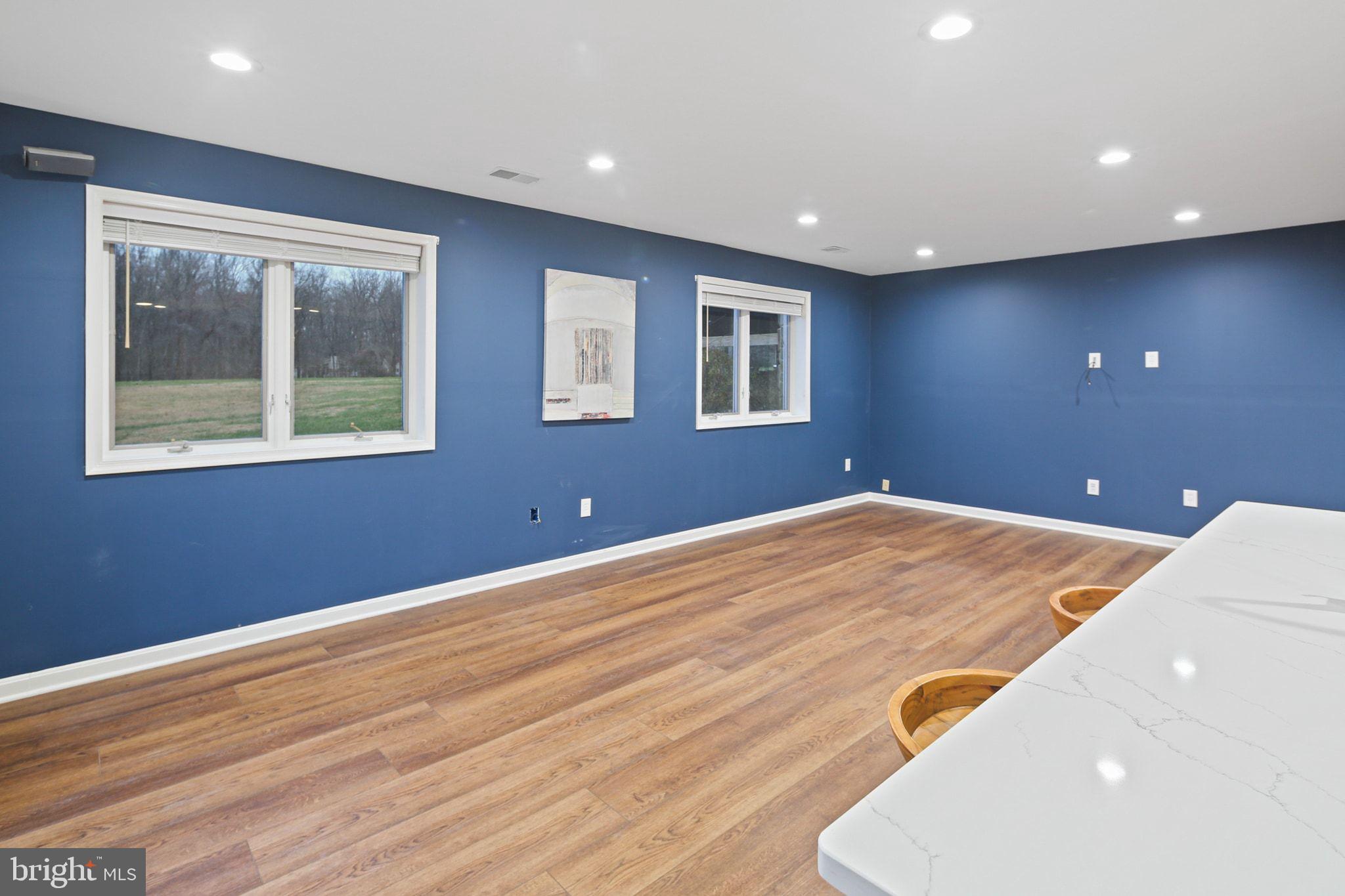 CRYSTAL CLEAR - Residential